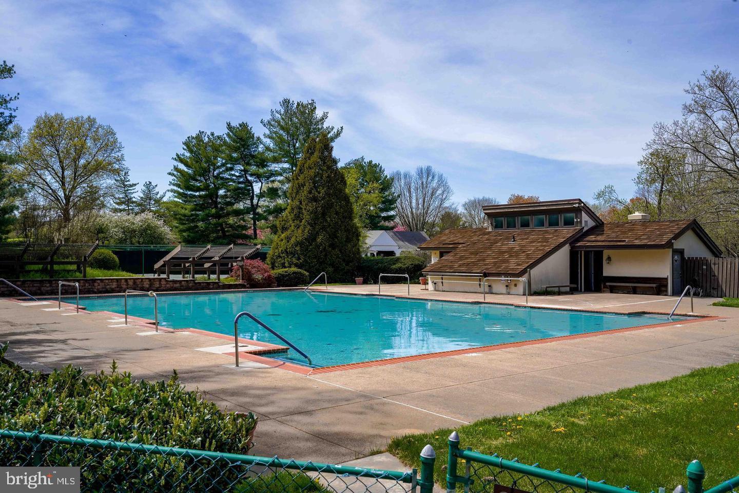 WHITPAIN FARM - Residential