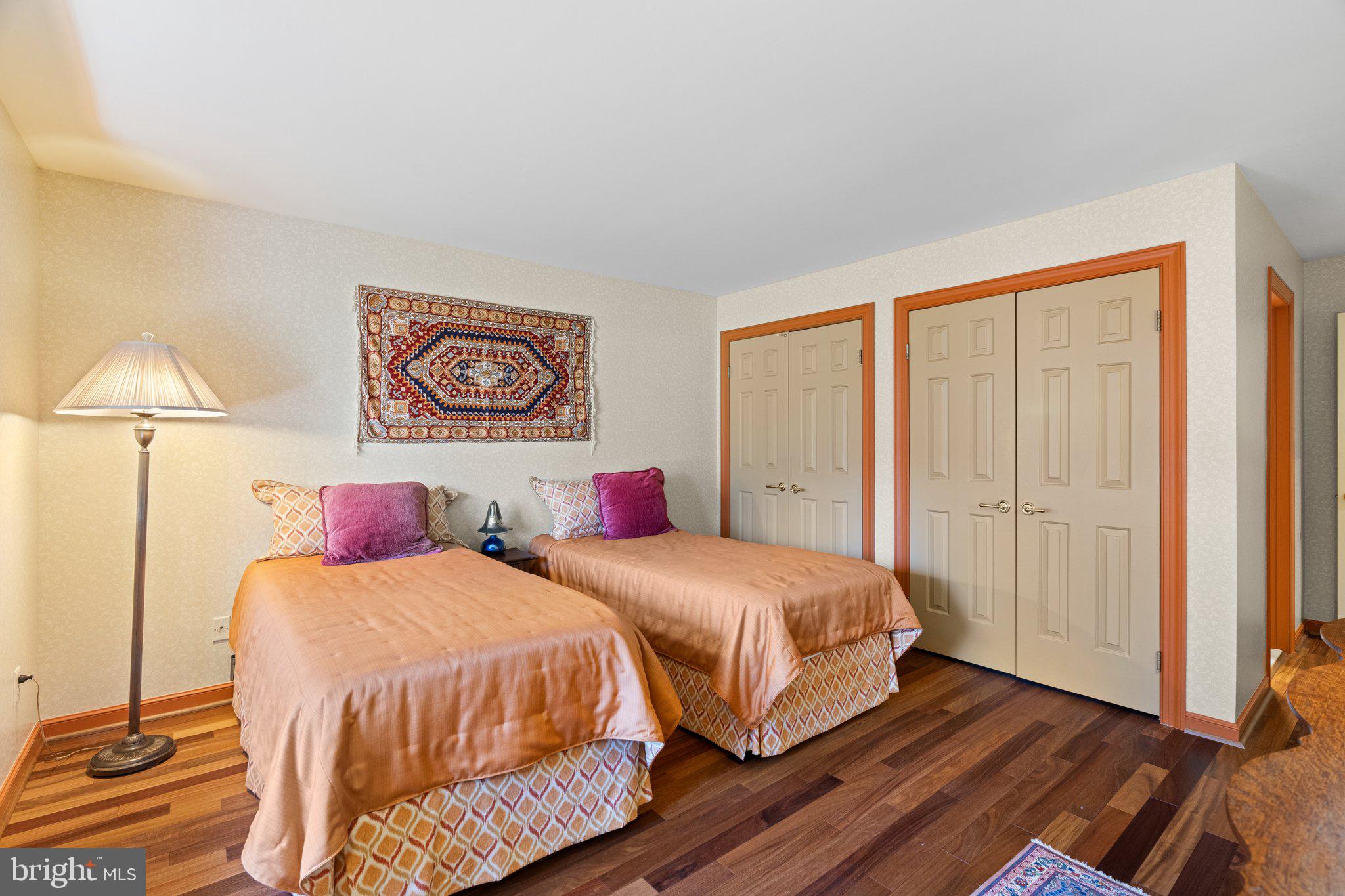 WHITPAIN FARM - Residential