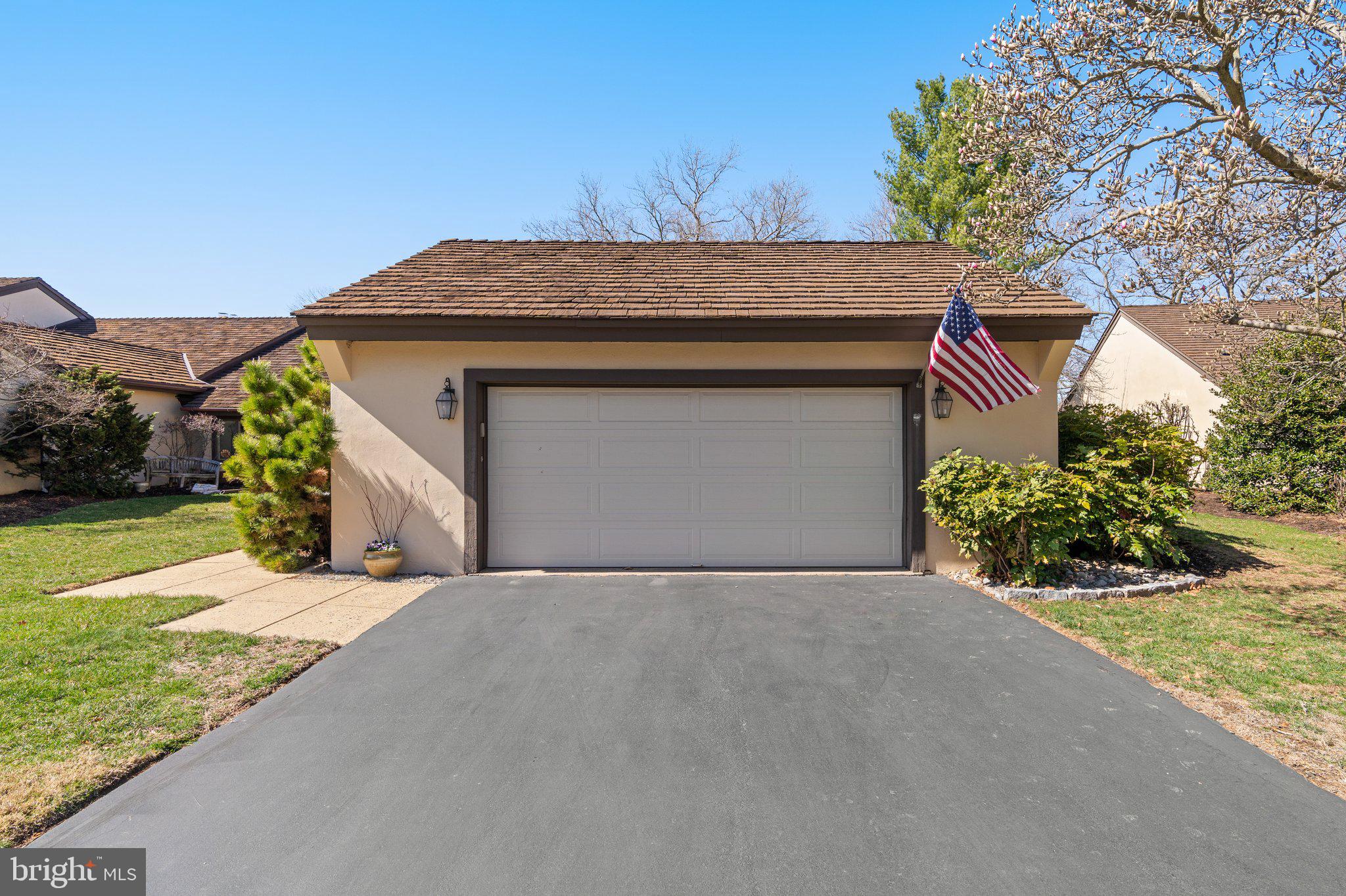 WHITPAIN FARM - Residential