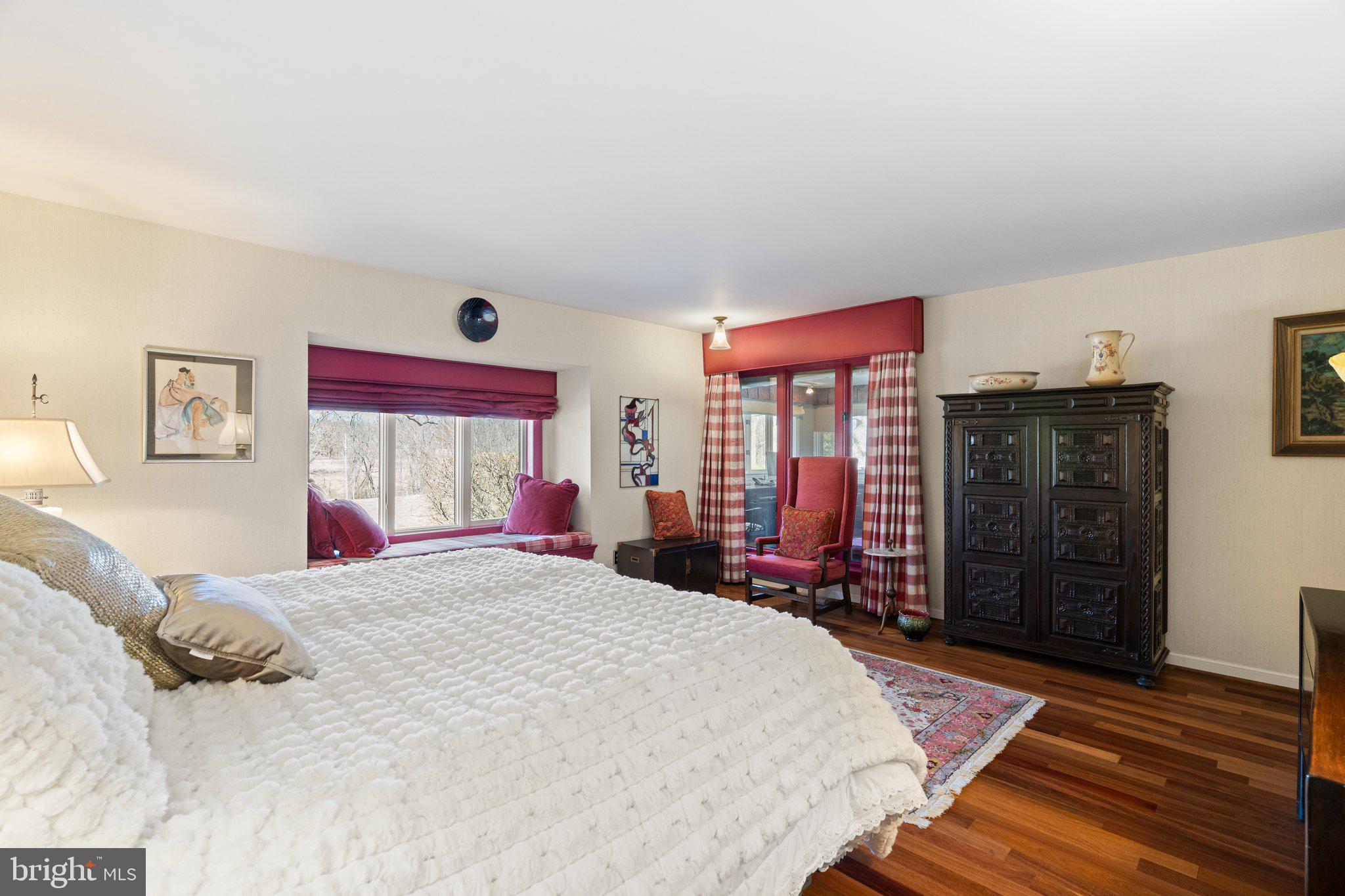 WHITPAIN FARM - Residential