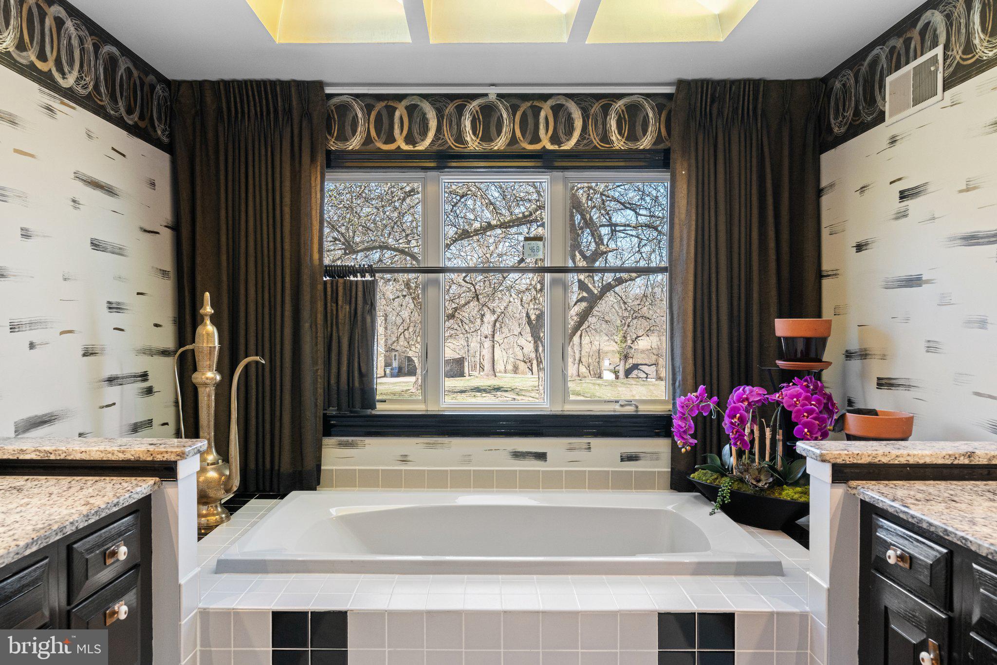 WHITPAIN FARM - Residential