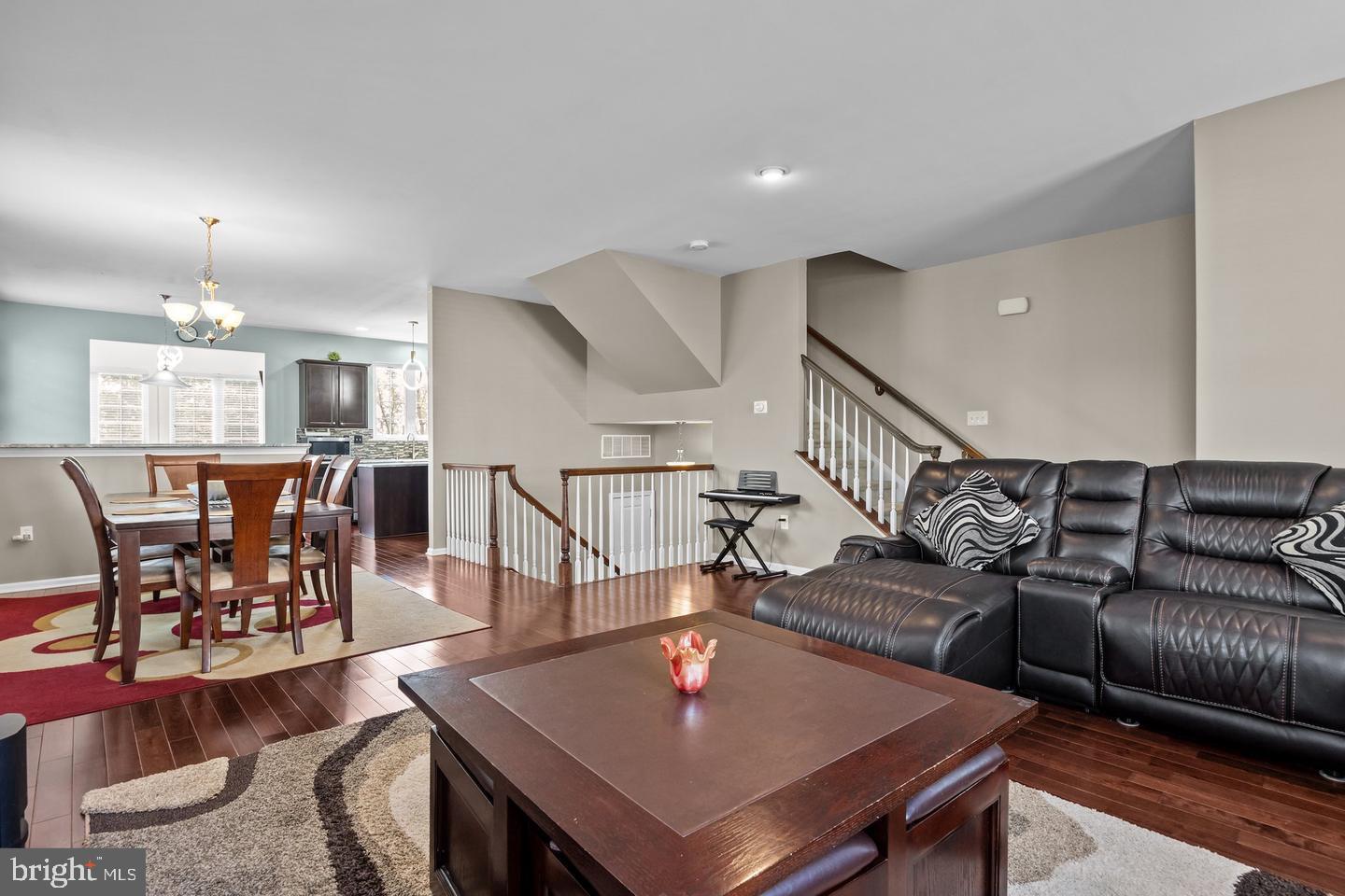 COUNTRY VIEW ESTATES - Residential