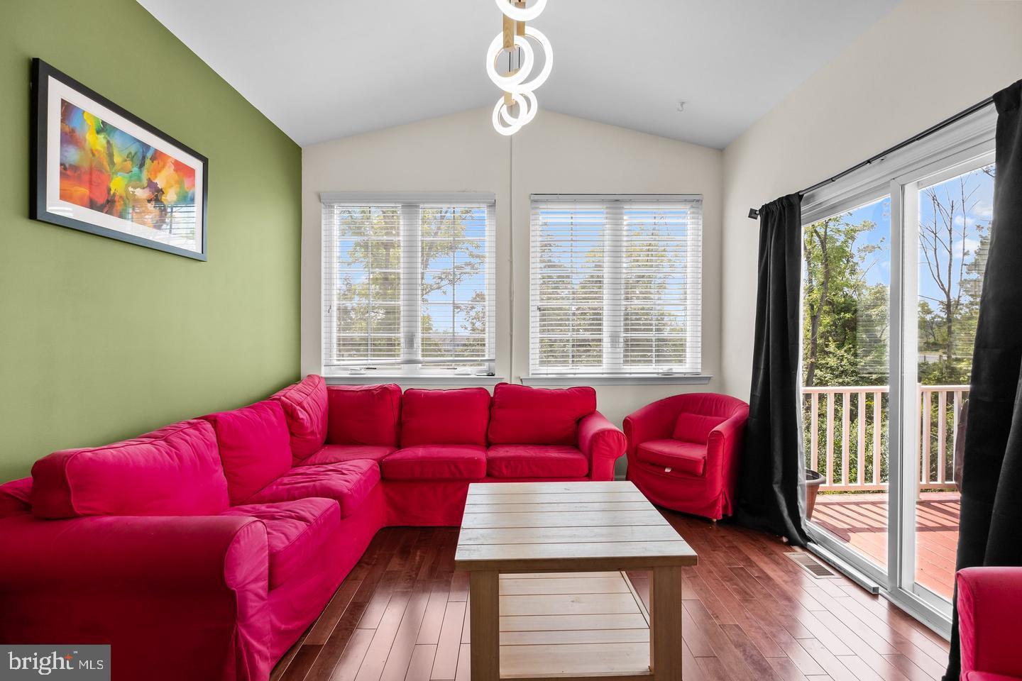 COUNTRY VIEW ESTATES - Residential