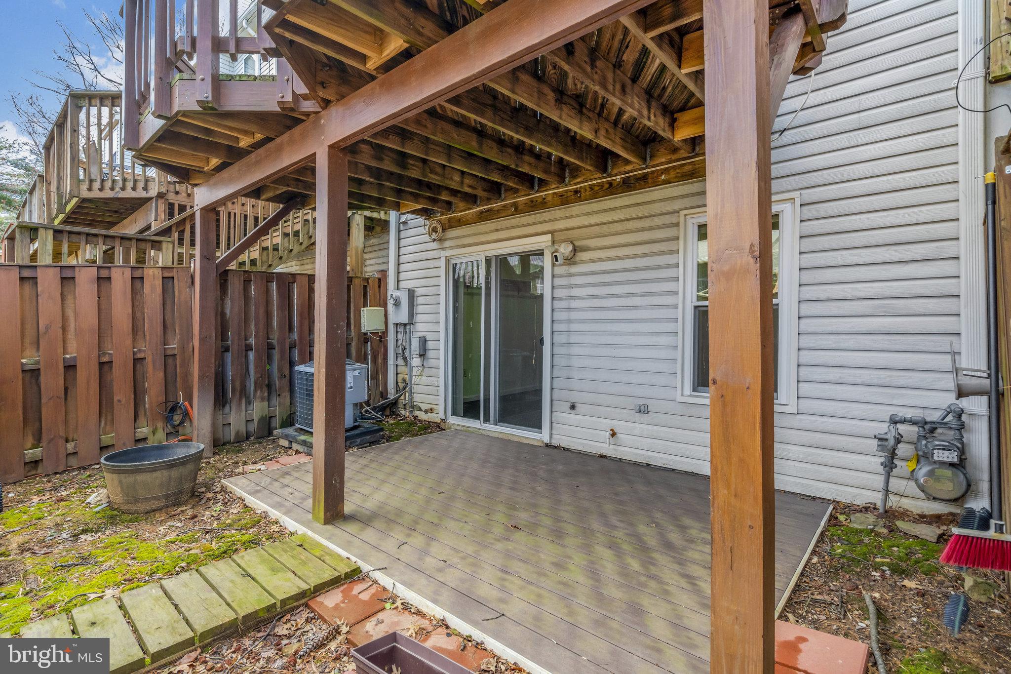 KEENE MILL OVERLOOK - Residential Lease