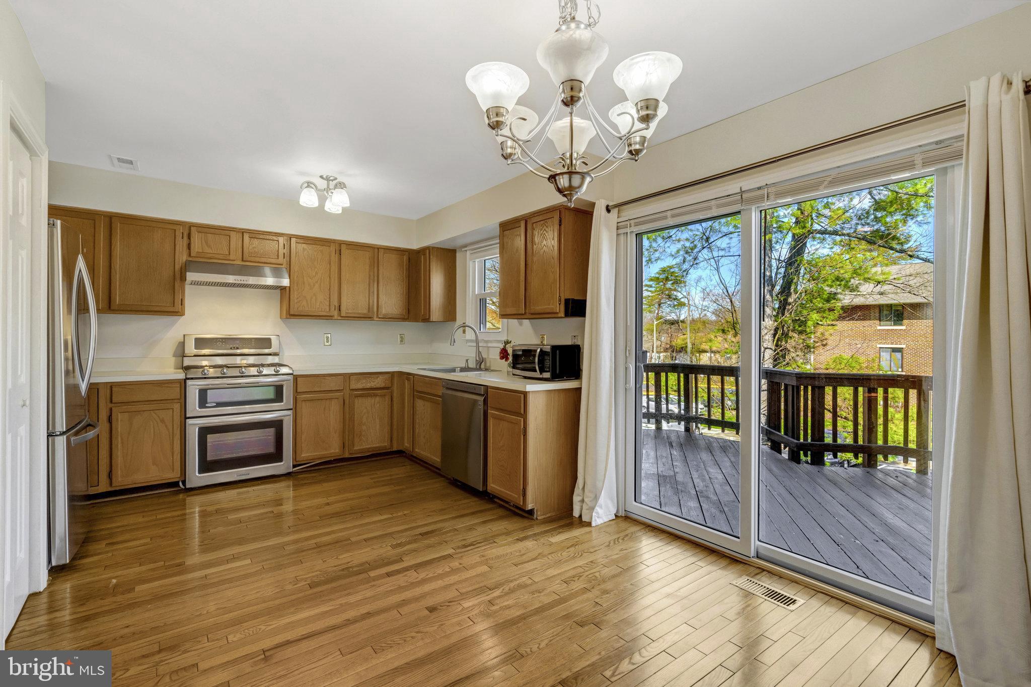 KEENE MILL OVERLOOK - Residential Lease