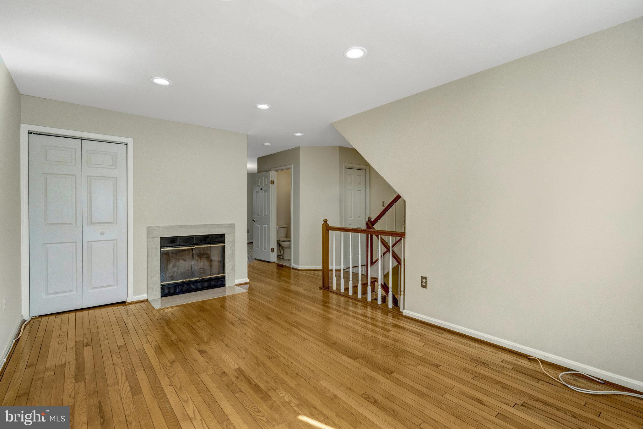 KEENE MILL OVERLOOK - Residential Lease