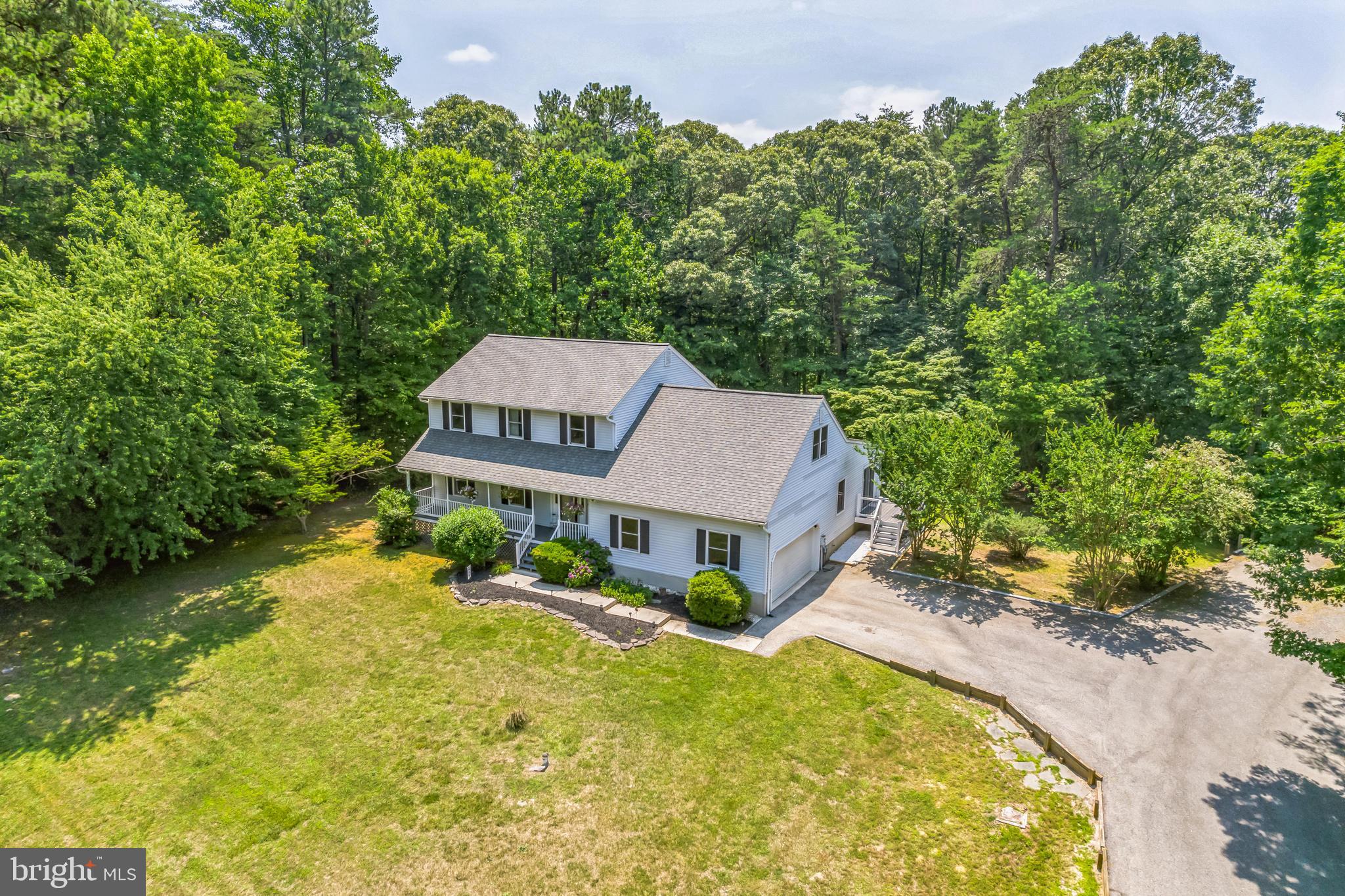 MUTUAL ESTATES - Residential