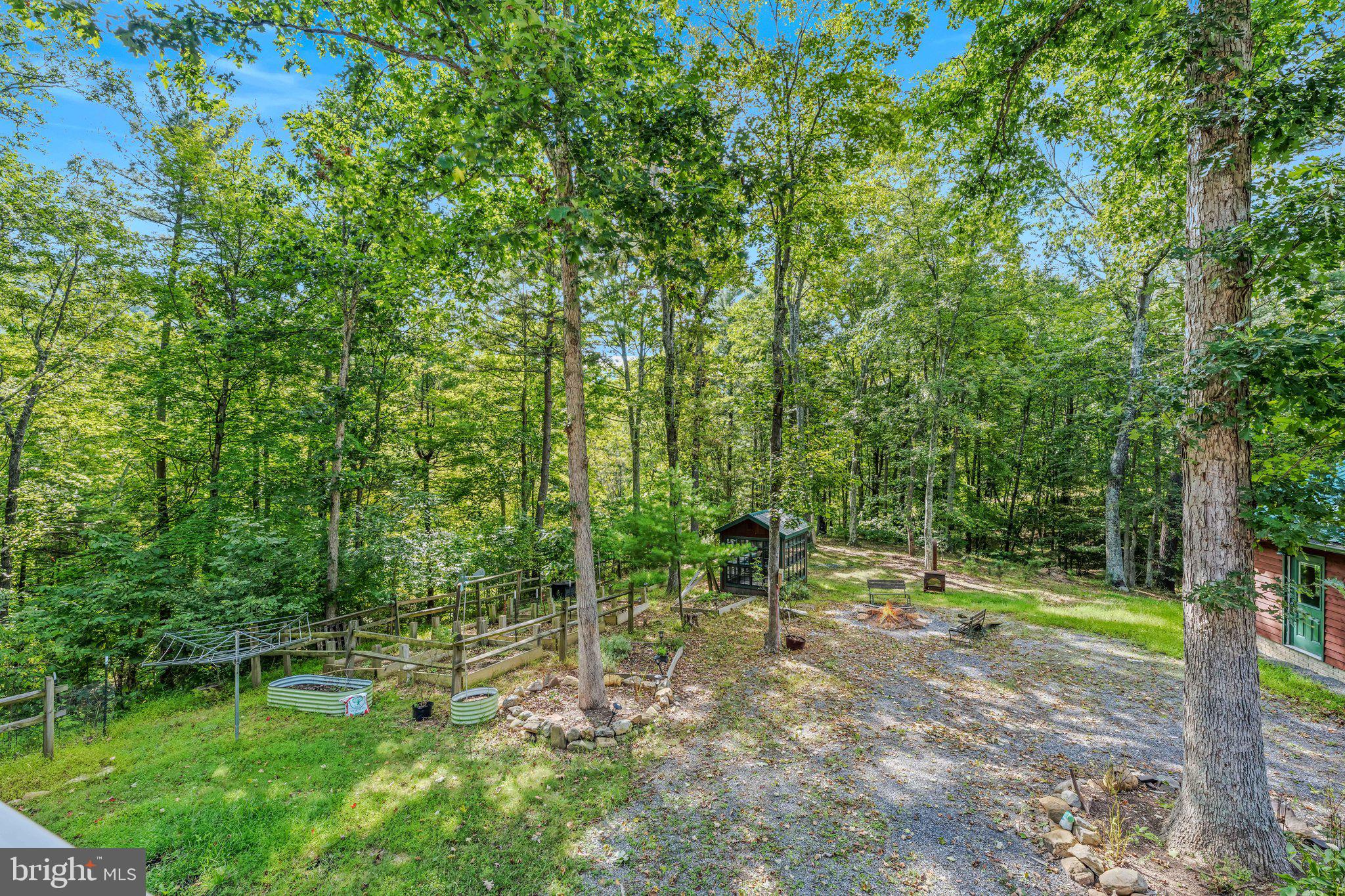 175 CHASE WOODS LANE
