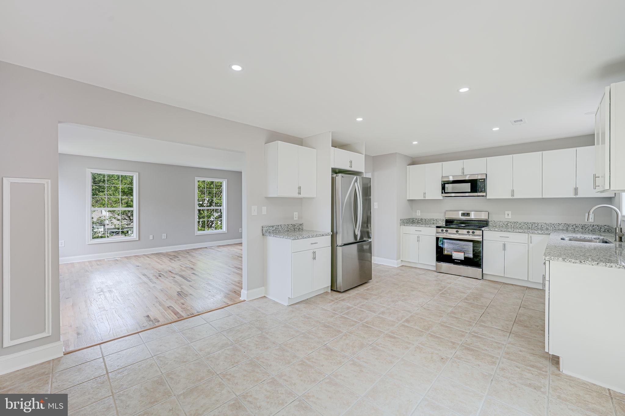 DEVON GREEN - Residential