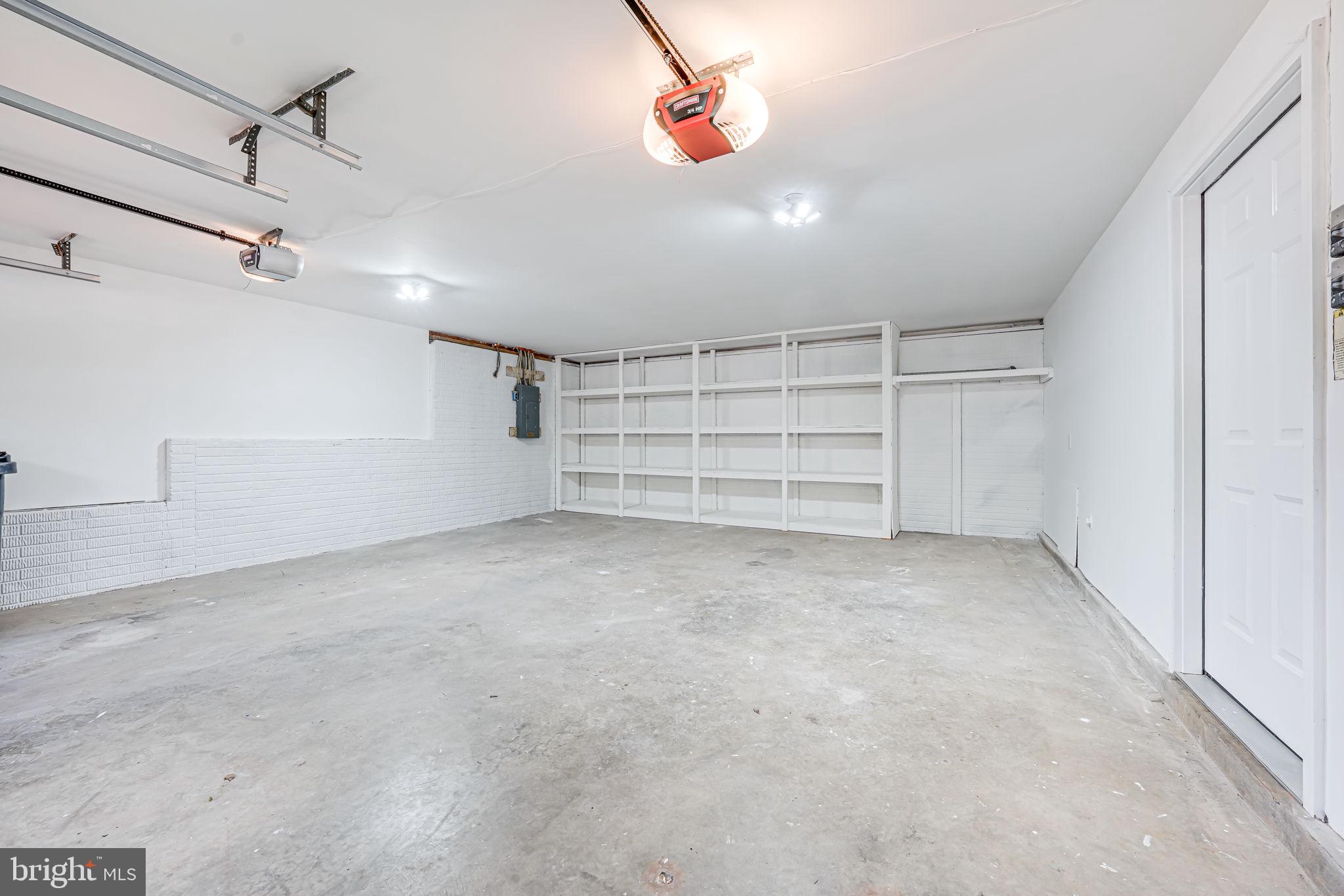 DEVON GREEN - Residential