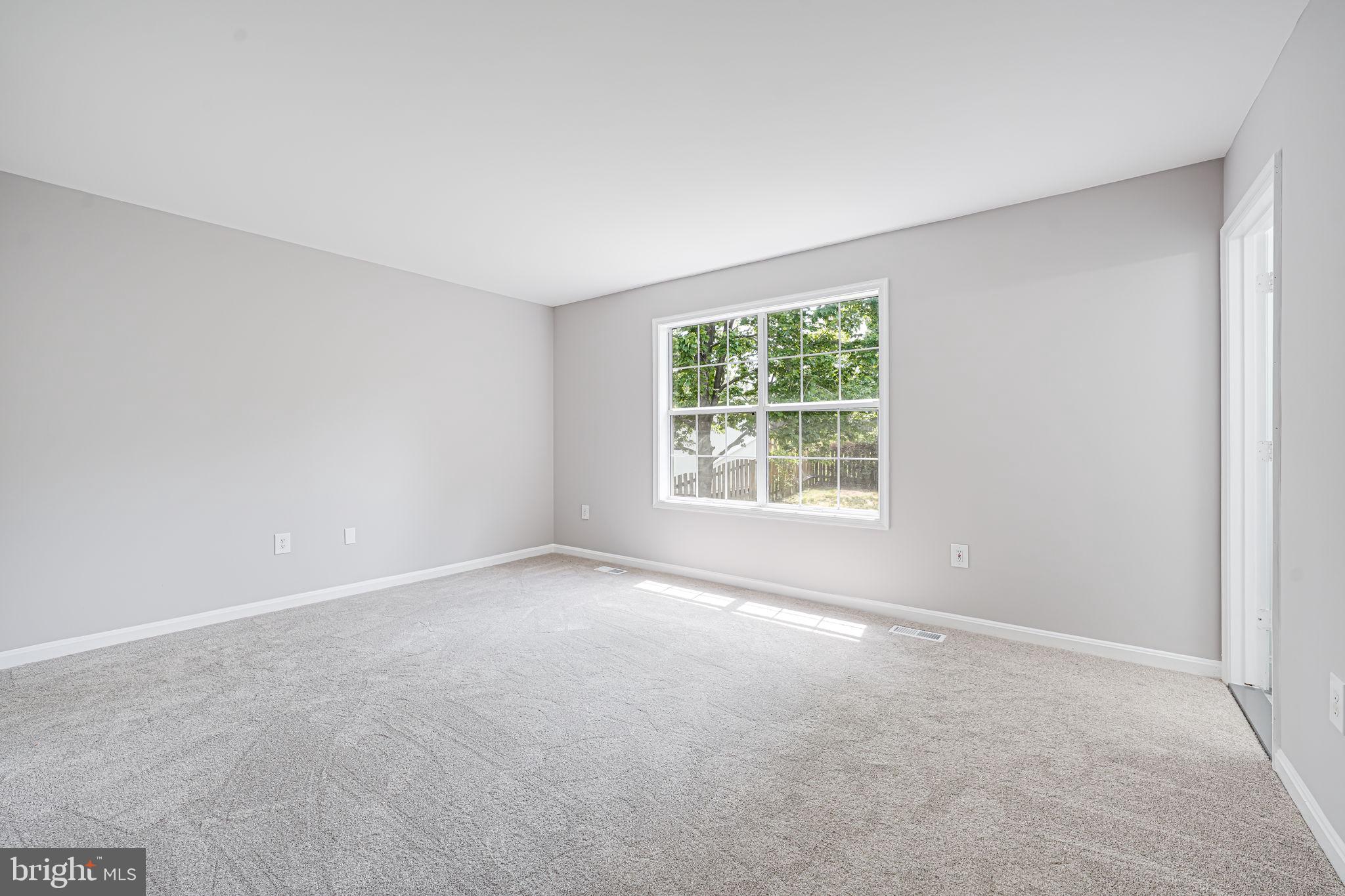 DEVON GREEN - Residential