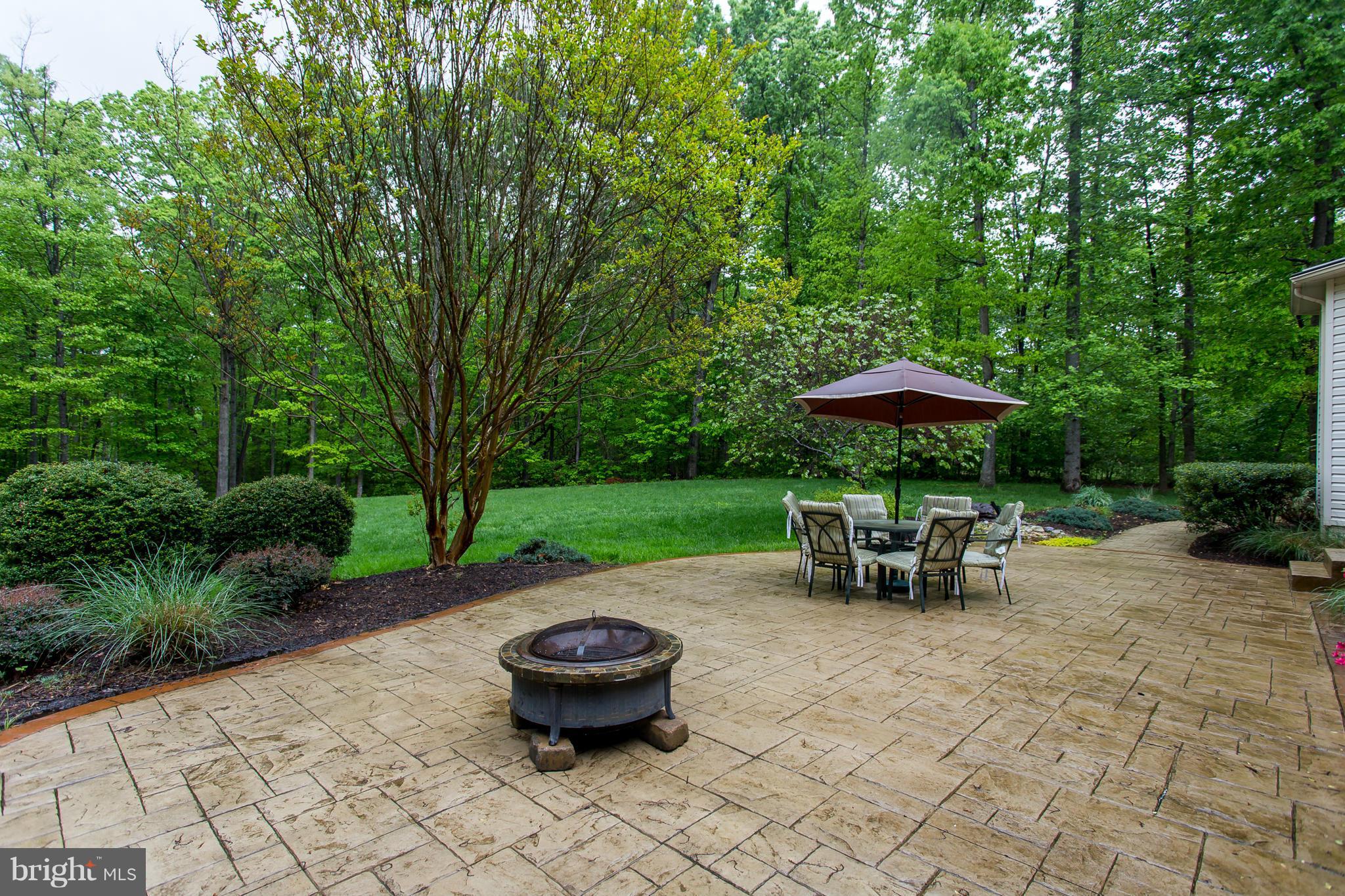 HUNTERS POND - Residential