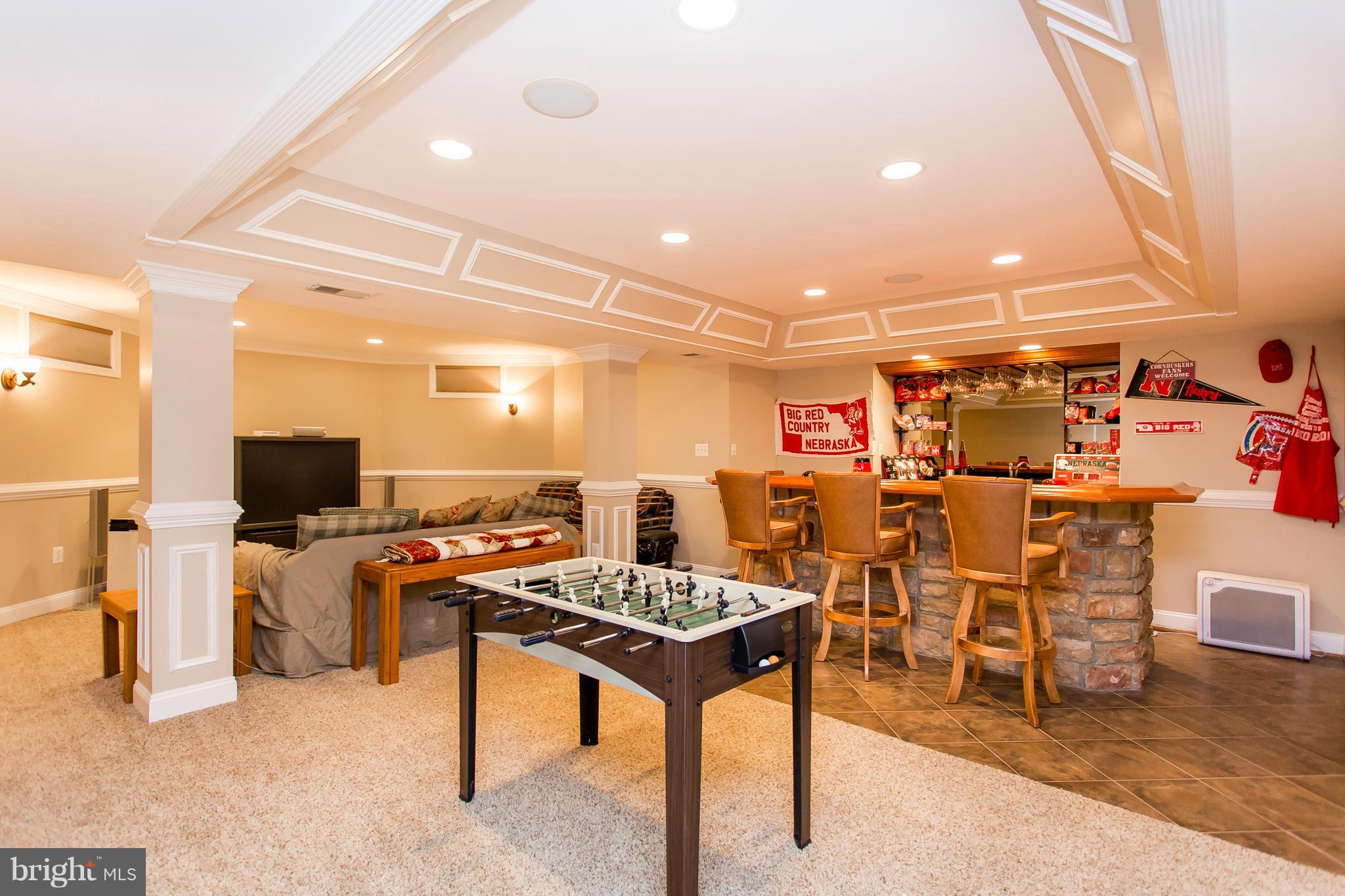 HUNTERS POND - Residential