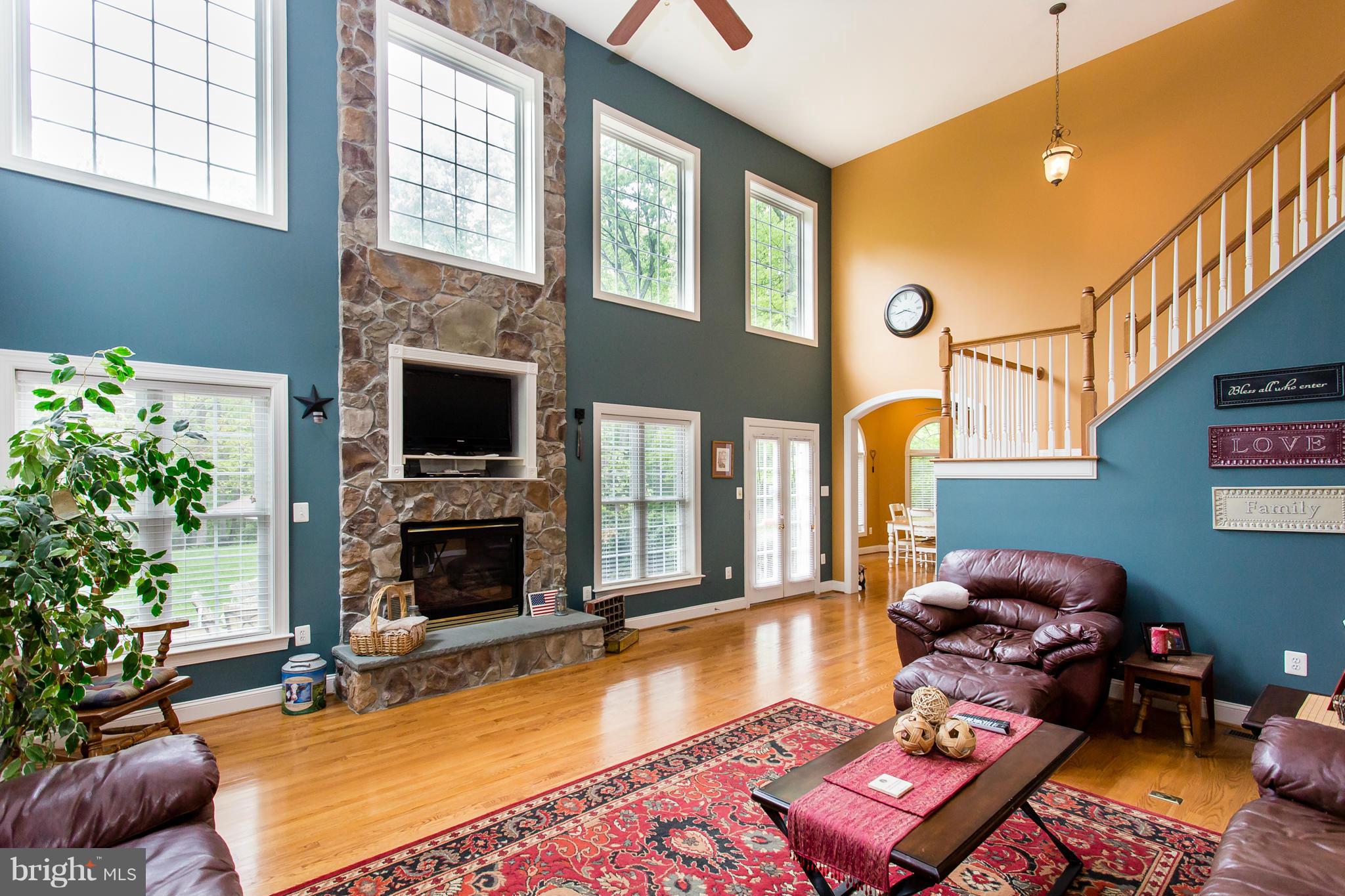 HUNTERS POND - Residential