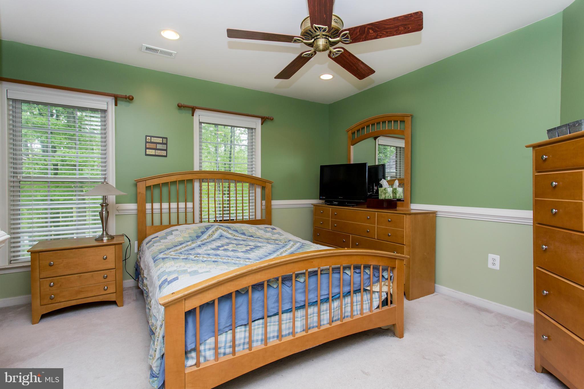 HUNTERS POND - Residential