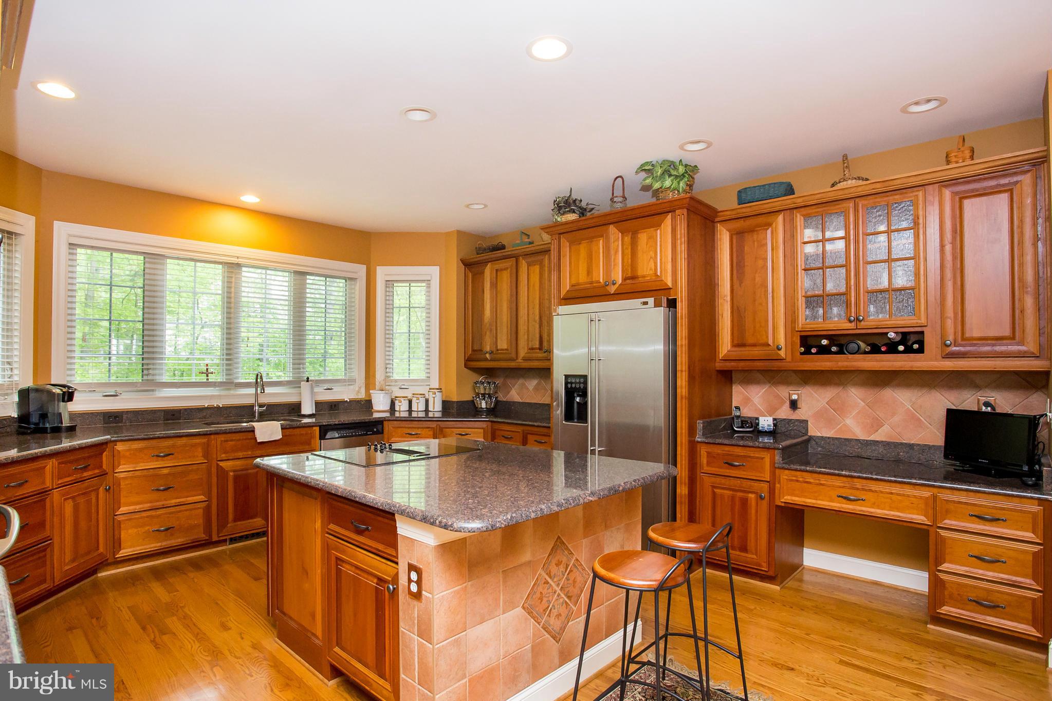 HUNTERS POND - Residential