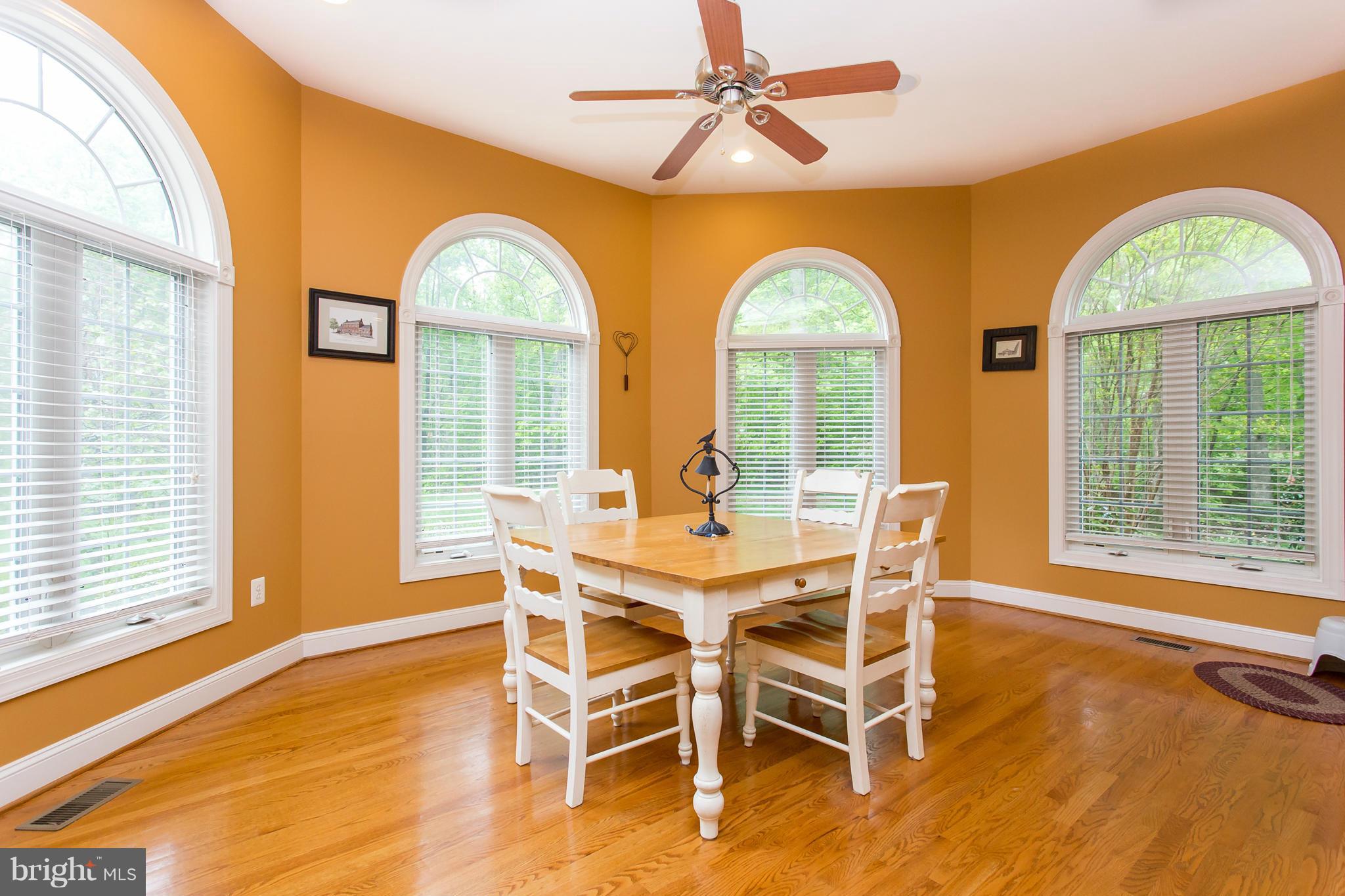 HUNTERS POND - Residential