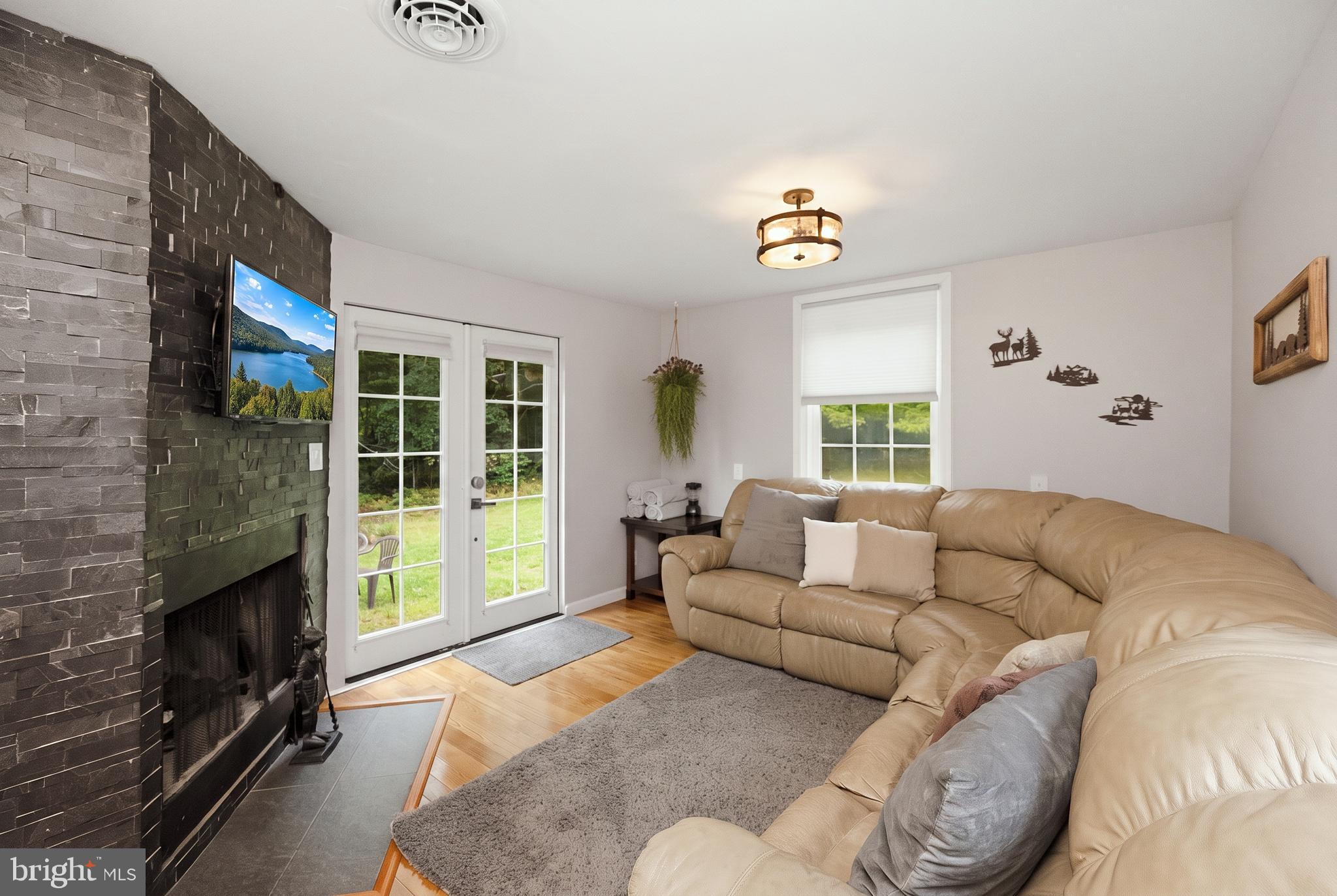 48 WILDWOOD ESTATES DRIVE