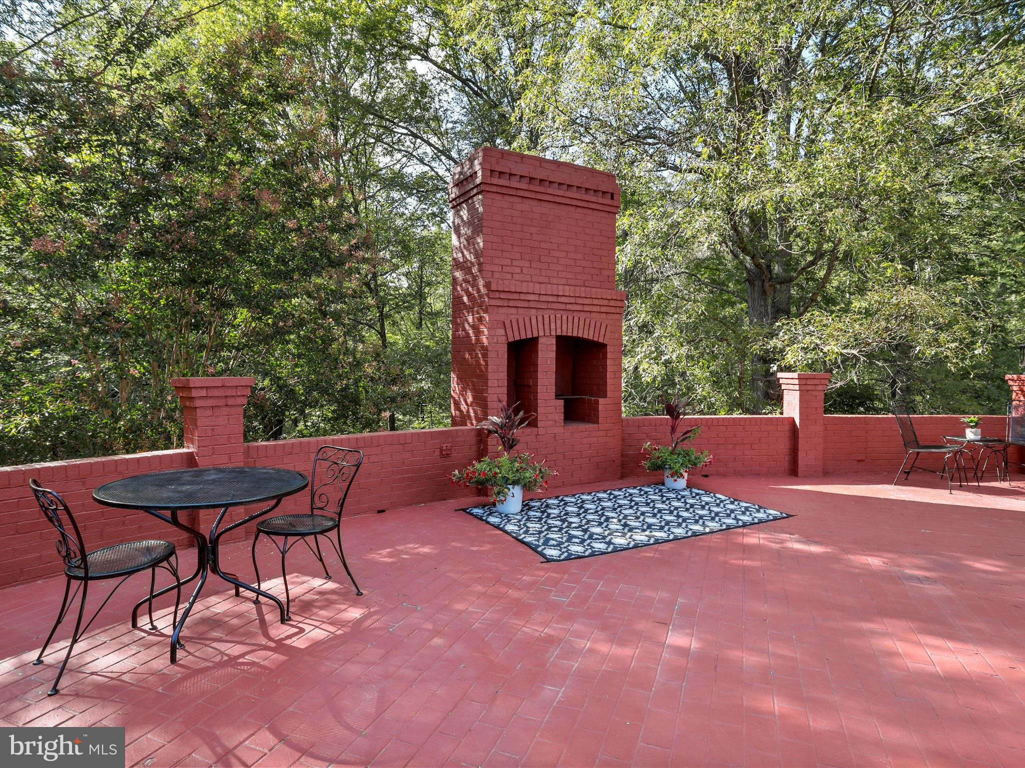 MINERAL SPRINGS - Residential