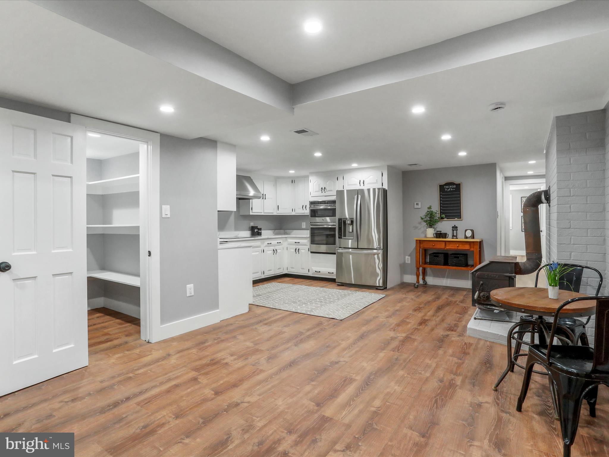 MINERAL SPRINGS - Residential