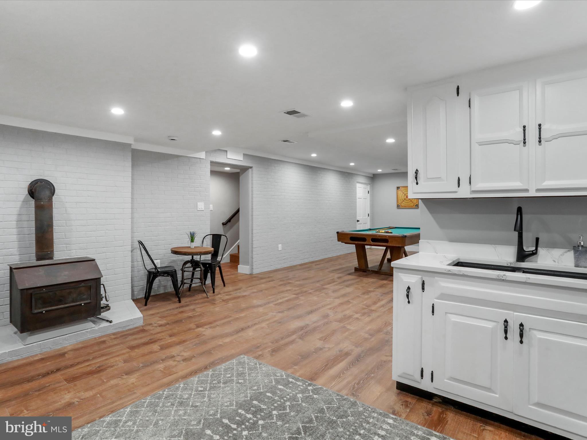 MINERAL SPRINGS - Residential