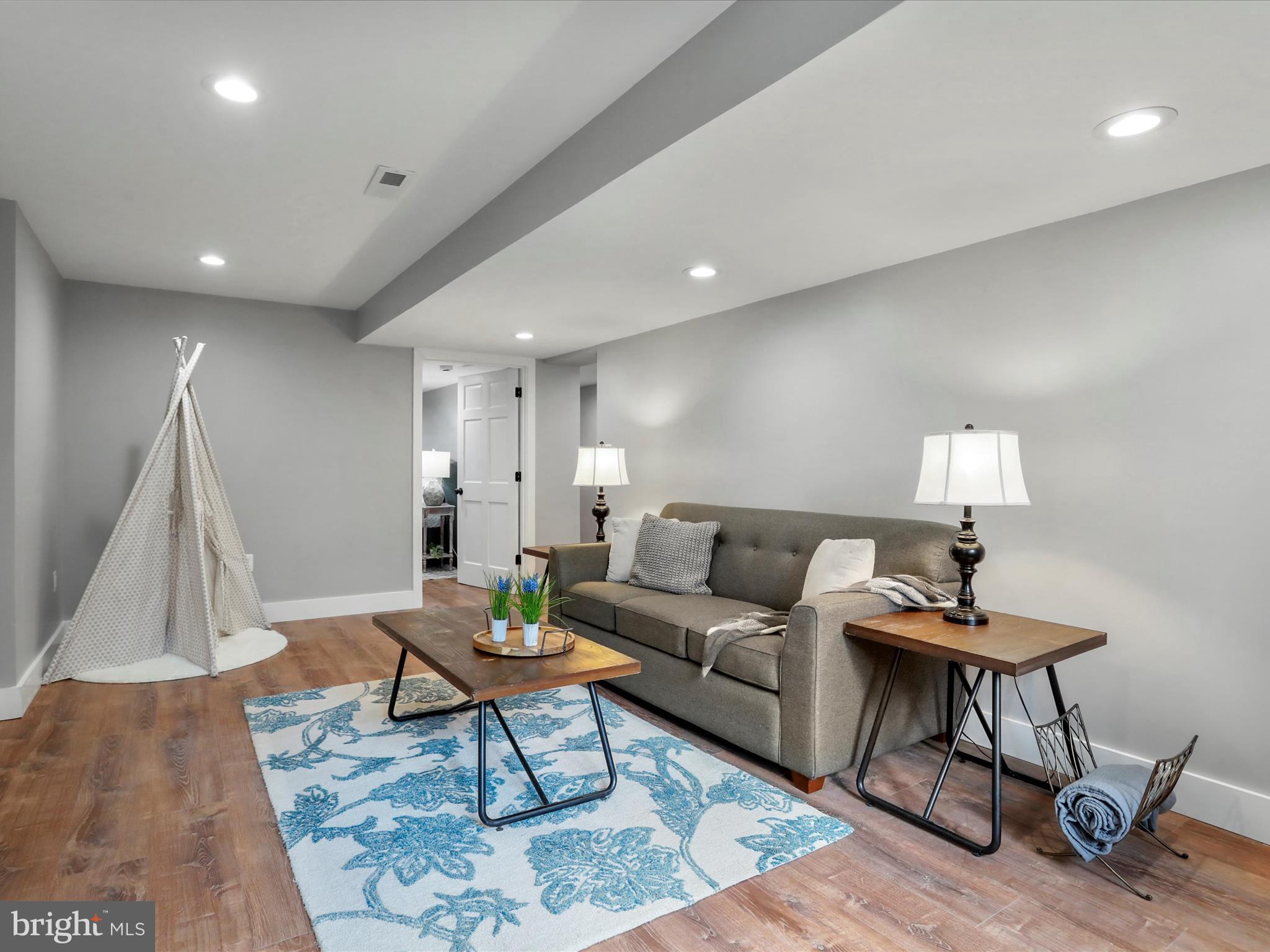 MINERAL SPRINGS - Residential