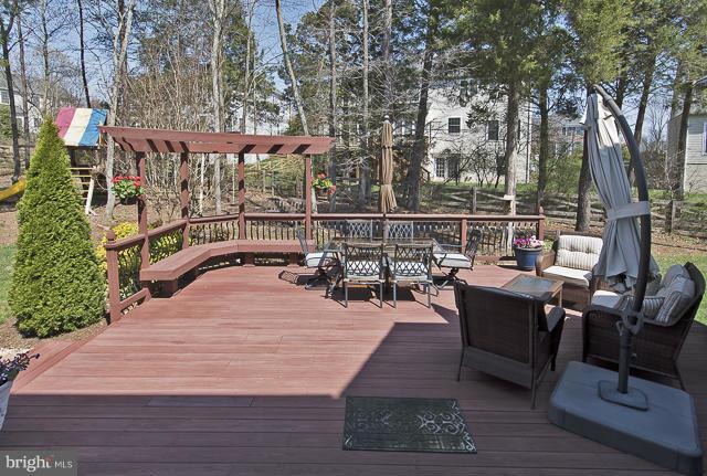 PEMBROOKE - Residential