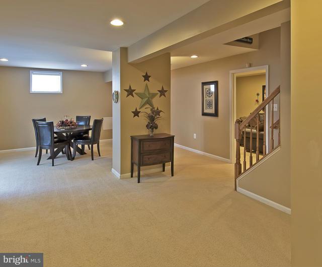 PEMBROOKE - Residential