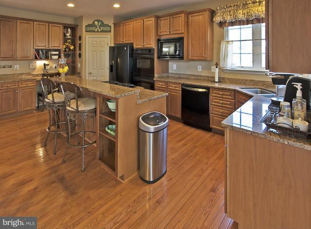 PEMBROOKE - Residential