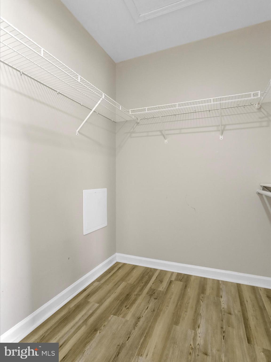 LAUREL RIDGE - Residential