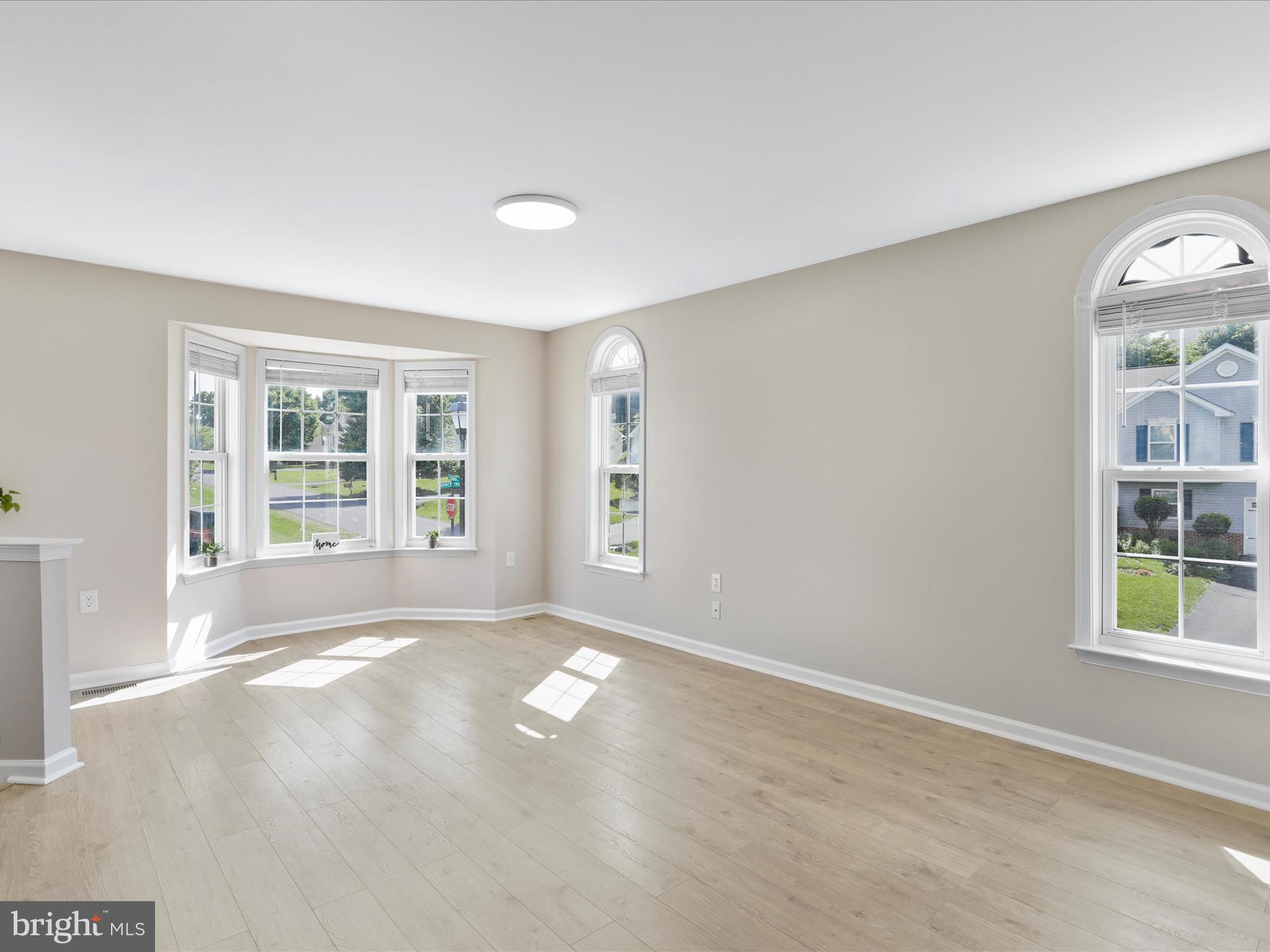 LAUREL RIDGE - Residential