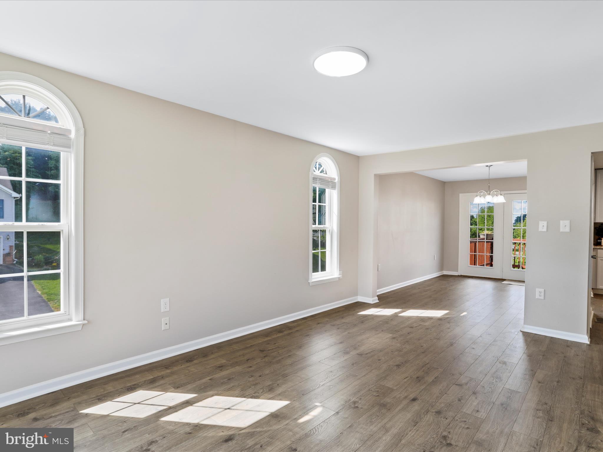 LAUREL RIDGE - Residential