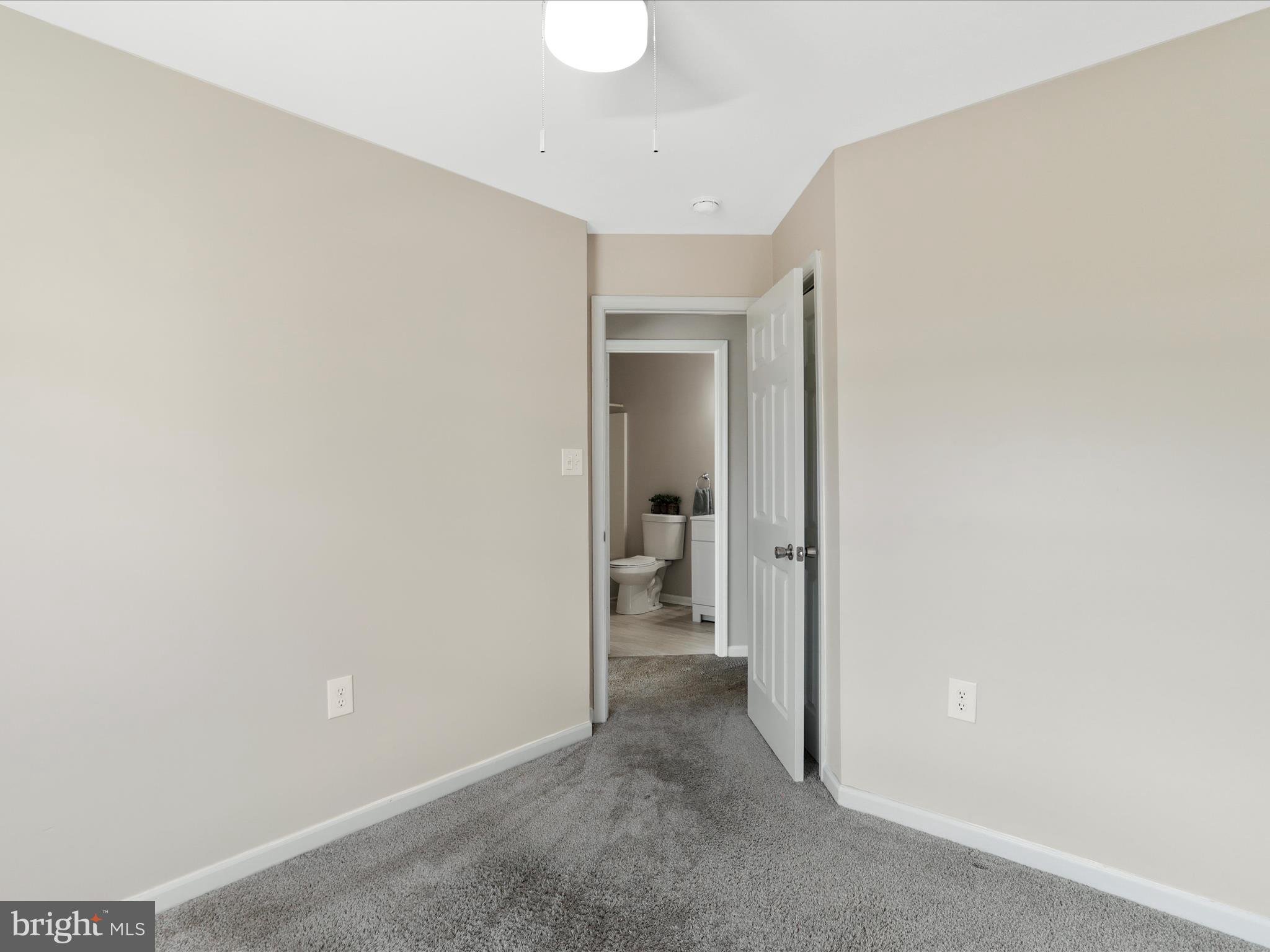 LAUREL RIDGE - Residential