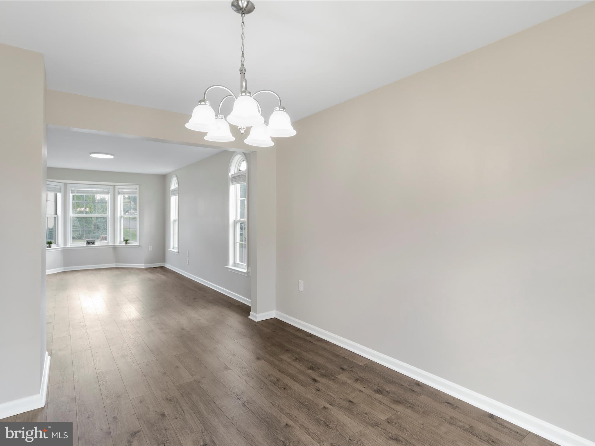 LAUREL RIDGE - Residential