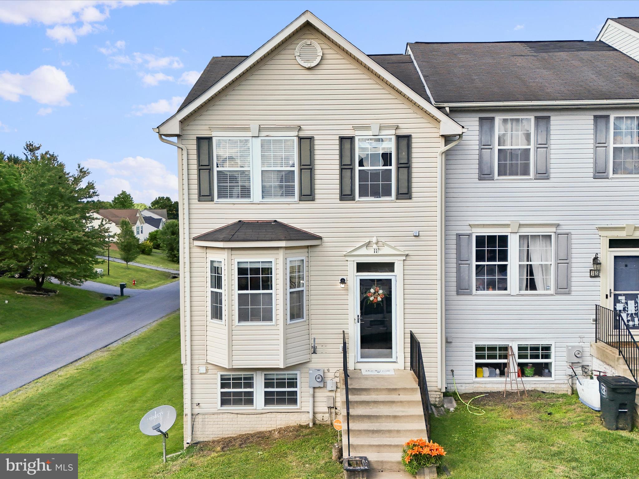 LAUREL RIDGE - Residential