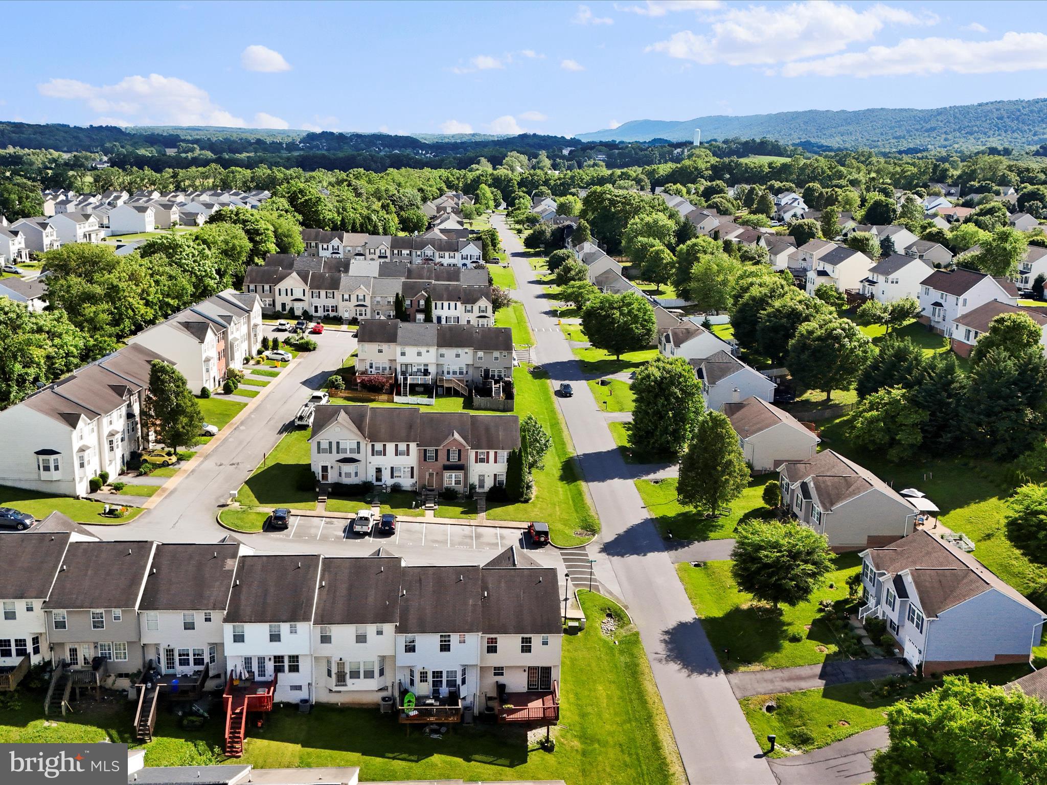LAUREL RIDGE - Residential