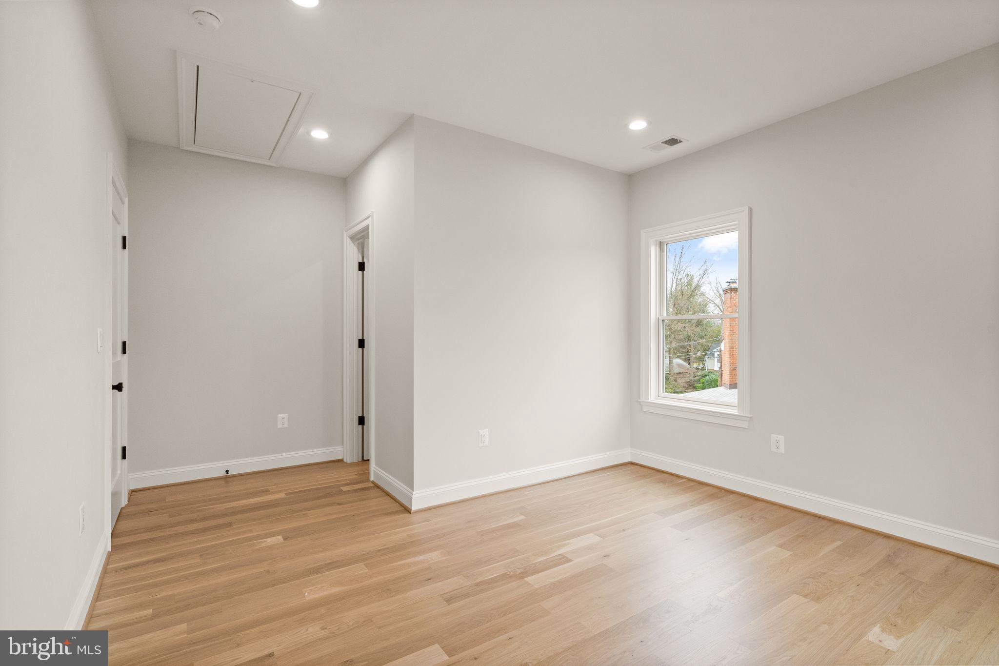 LACEY FOREST - Residential