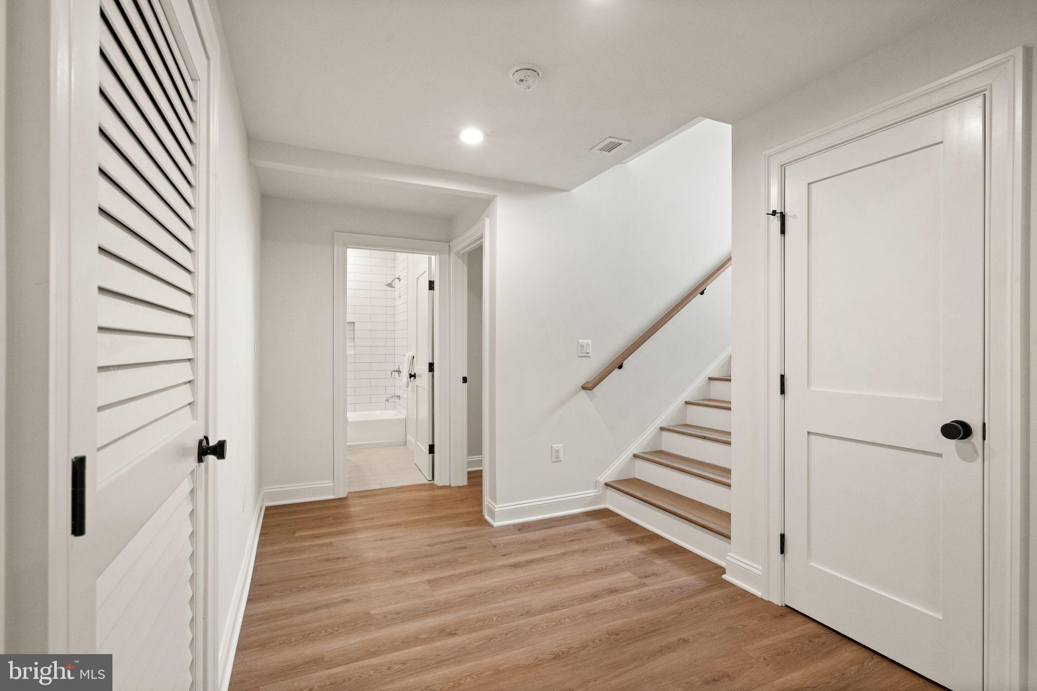 LACEY FOREST - Residential