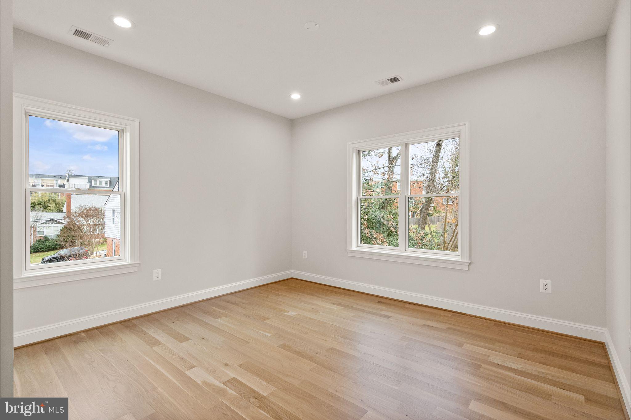 LACEY FOREST - Residential