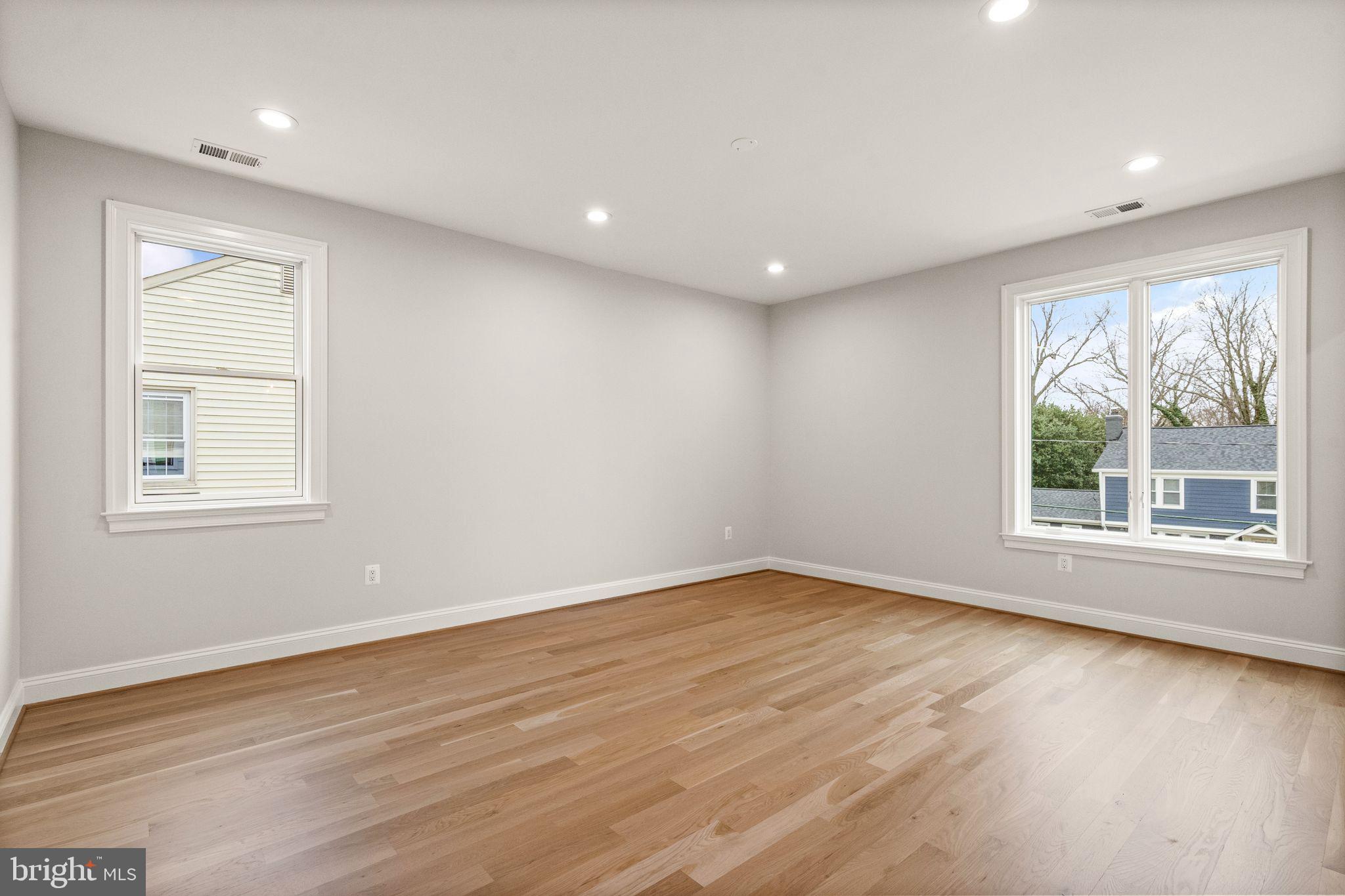 LACEY FOREST - Residential