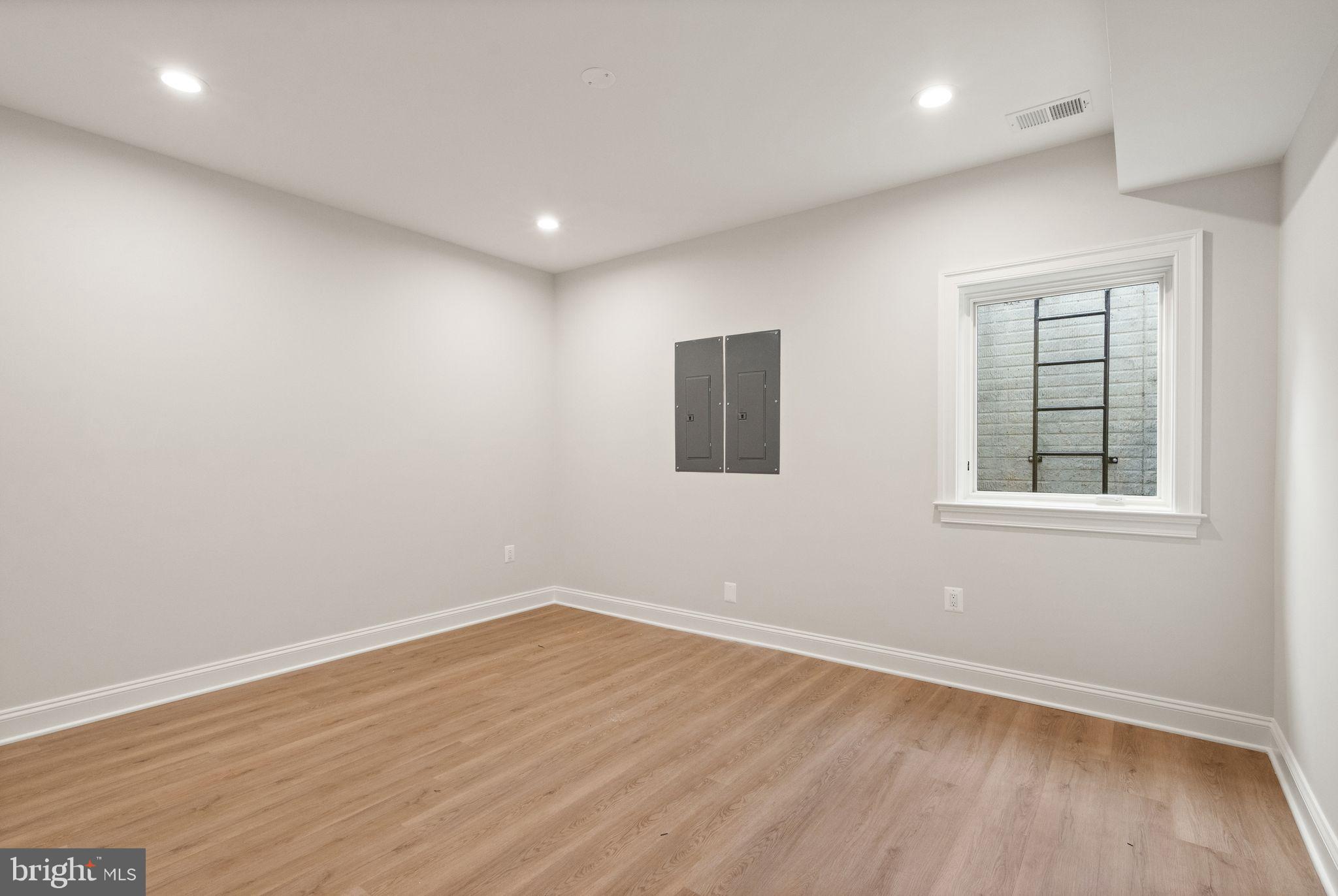 LACEY FOREST - Residential