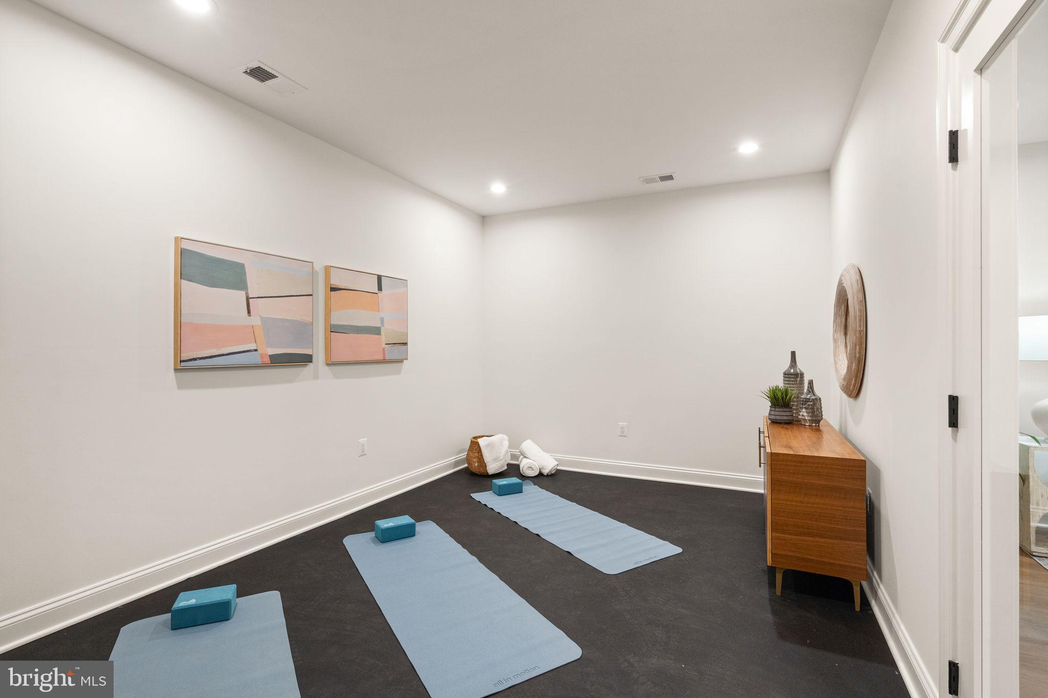 LACEY FOREST - Residential