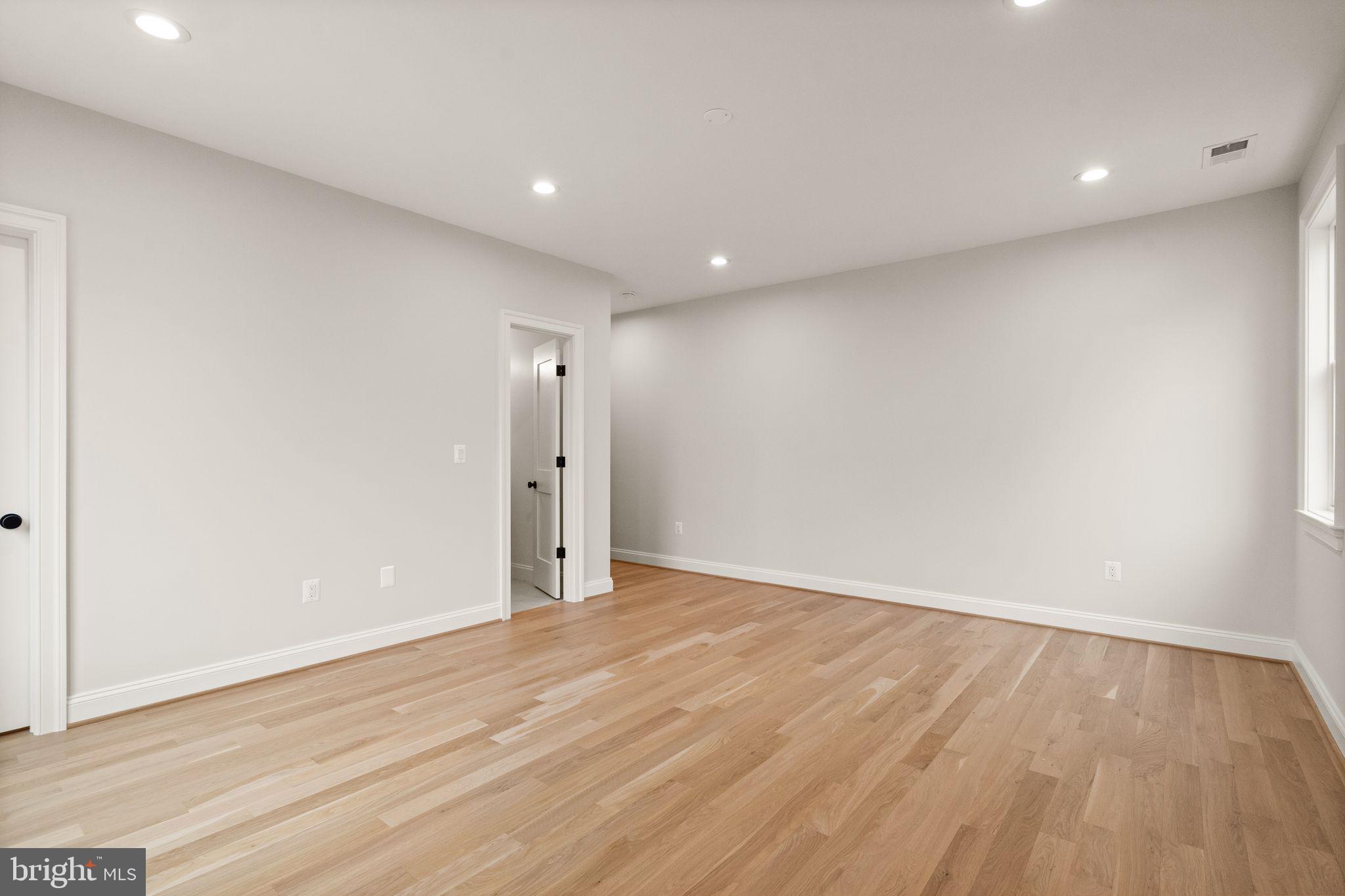 LACEY FOREST - Residential