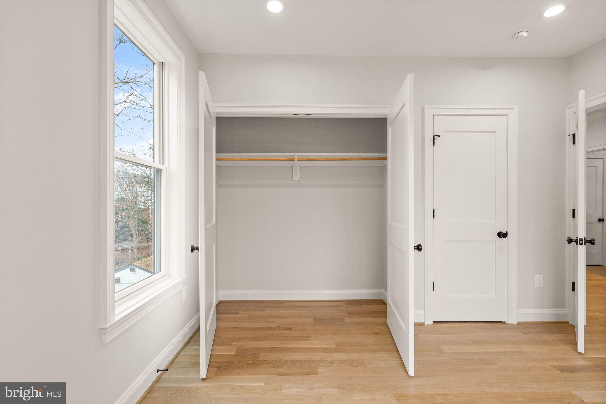 LACEY FOREST - Residential