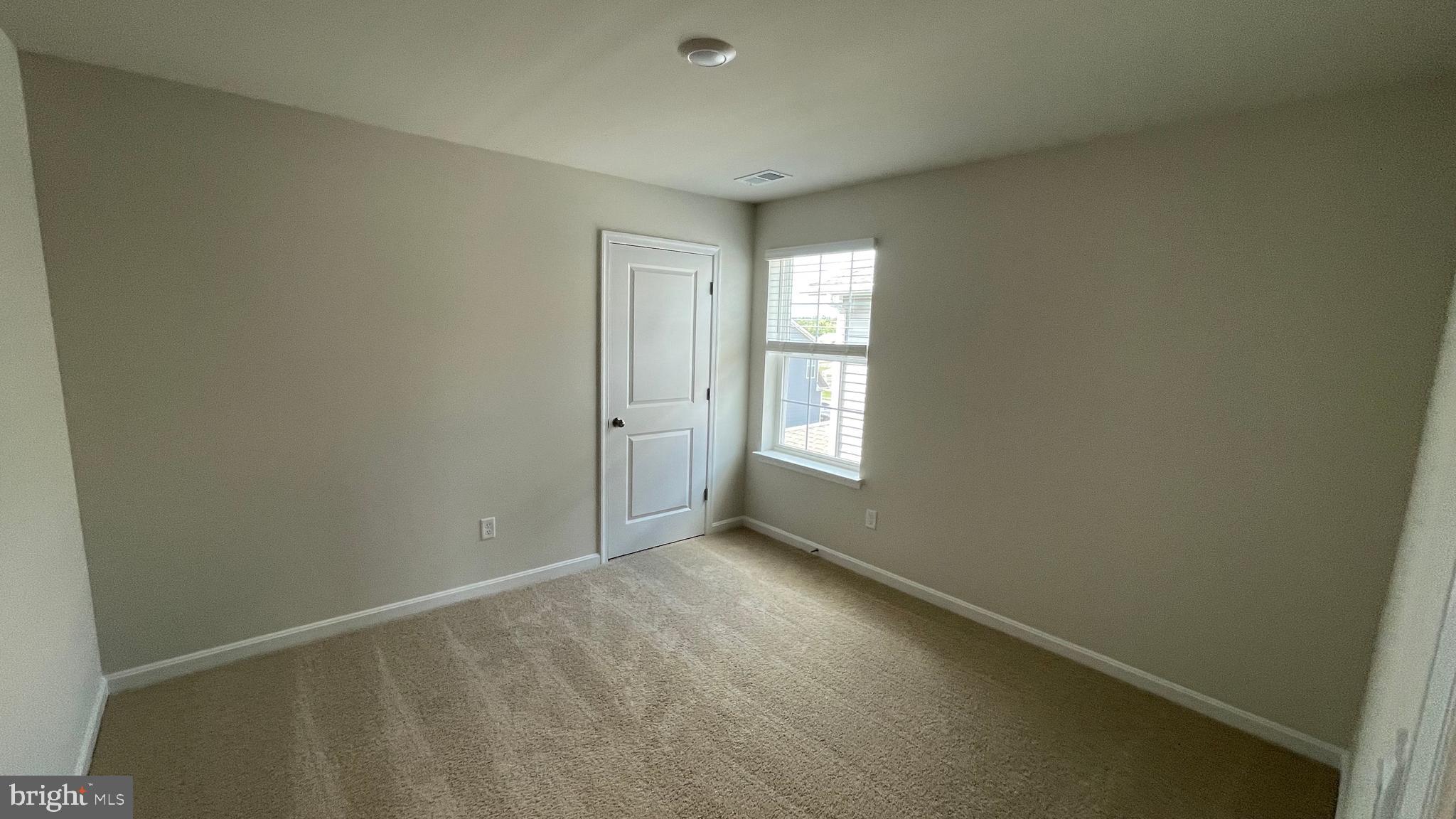 WEST WIND - Residential Lease