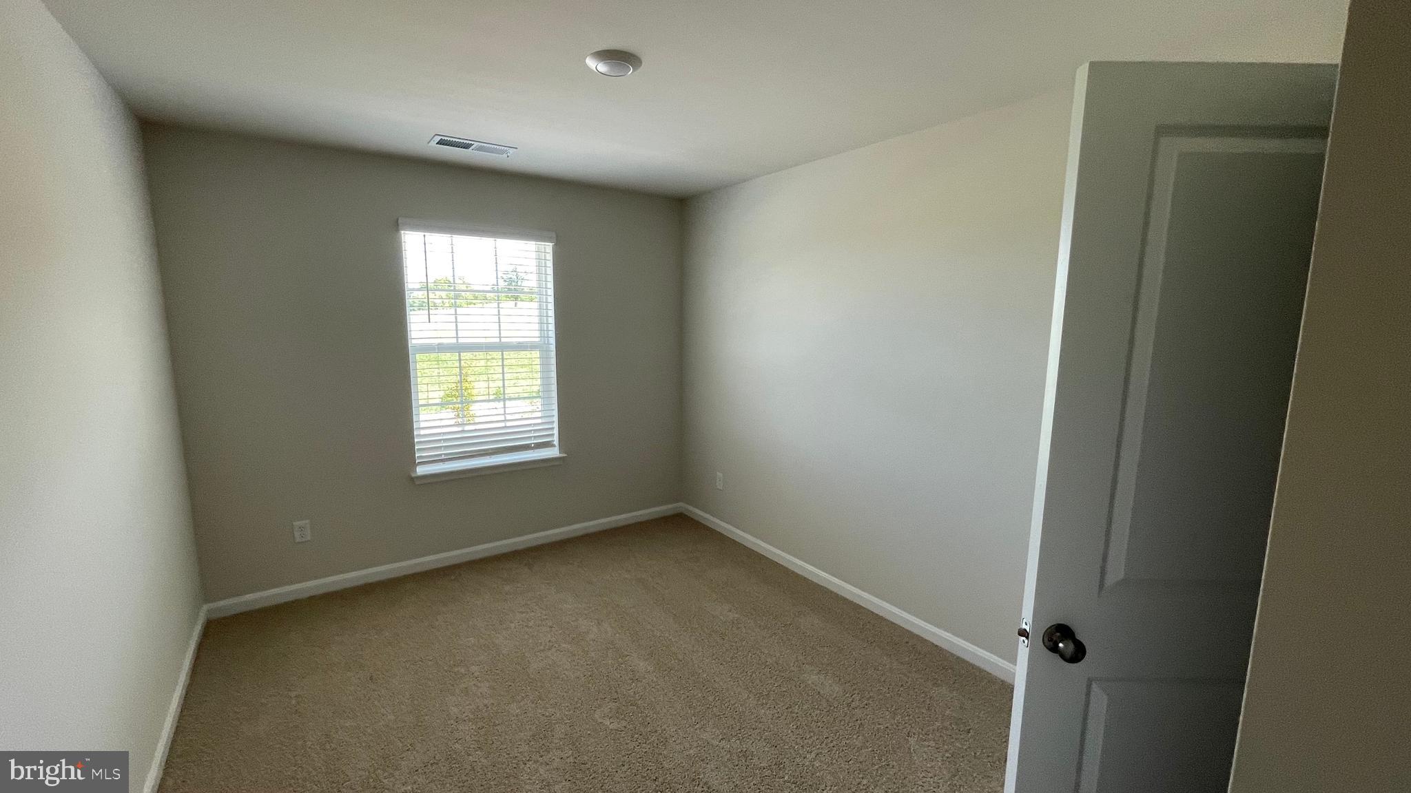 WEST WIND - Residential Lease