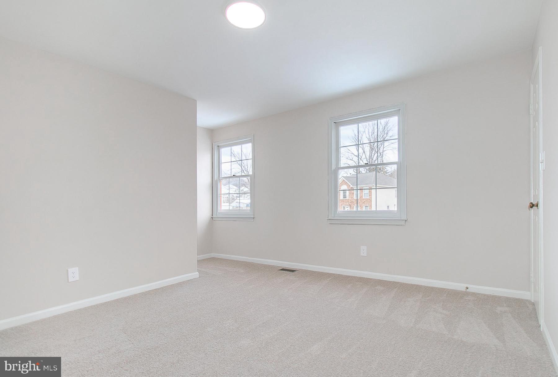 POPLAR TREE ESTATES - Residential