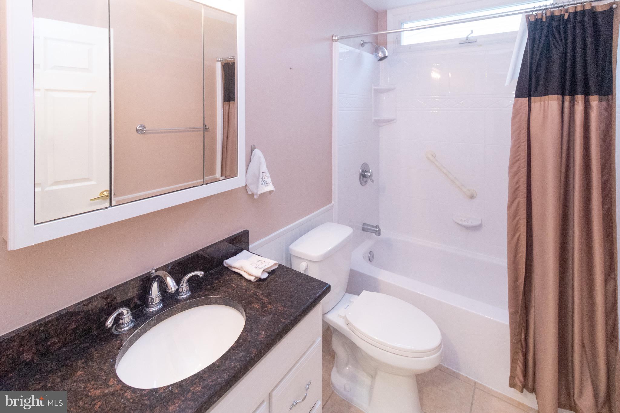 LEISURETOWNE - Residential