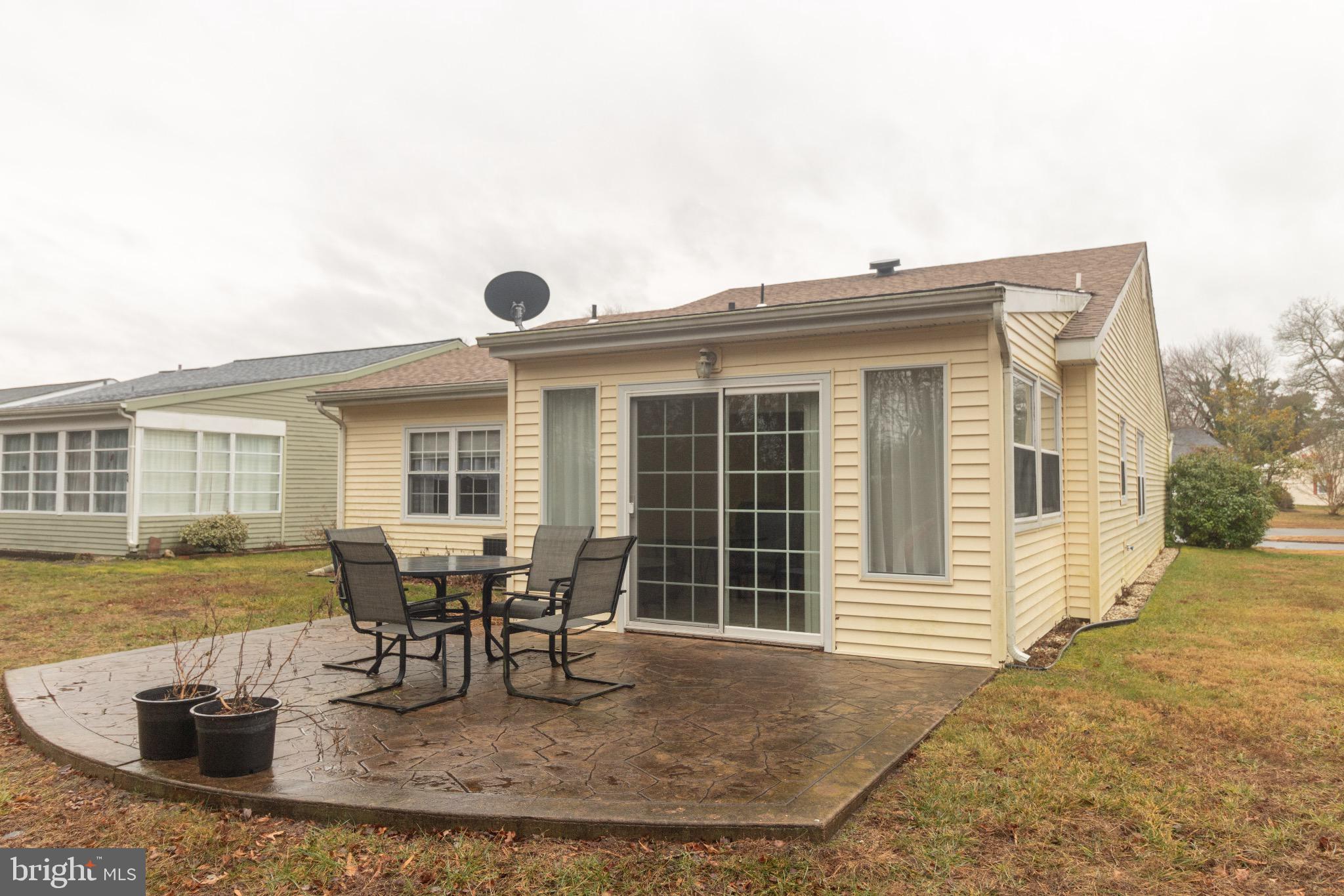 LEISURETOWNE - Residential