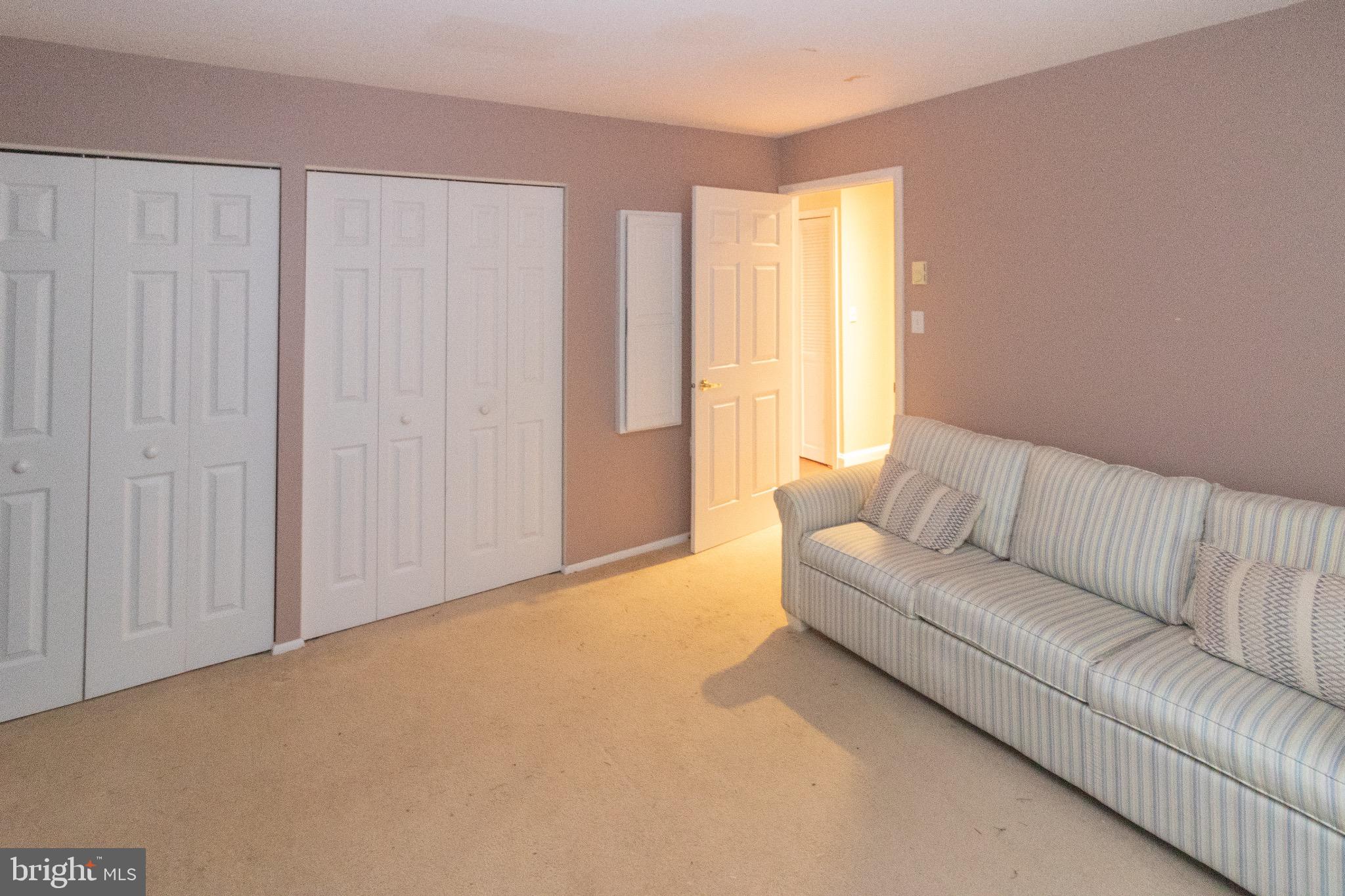 LEISURETOWNE - Residential